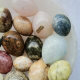 Alabaster cut with 17 marble and alabaster eggs