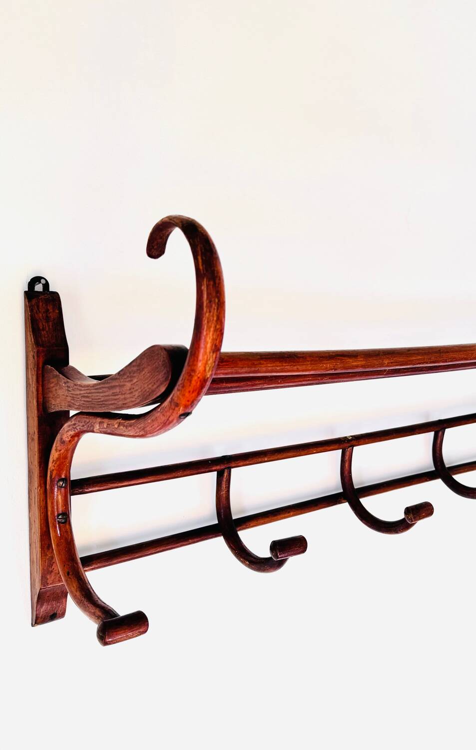 1900 Art Nouveau curved wood cloakroom