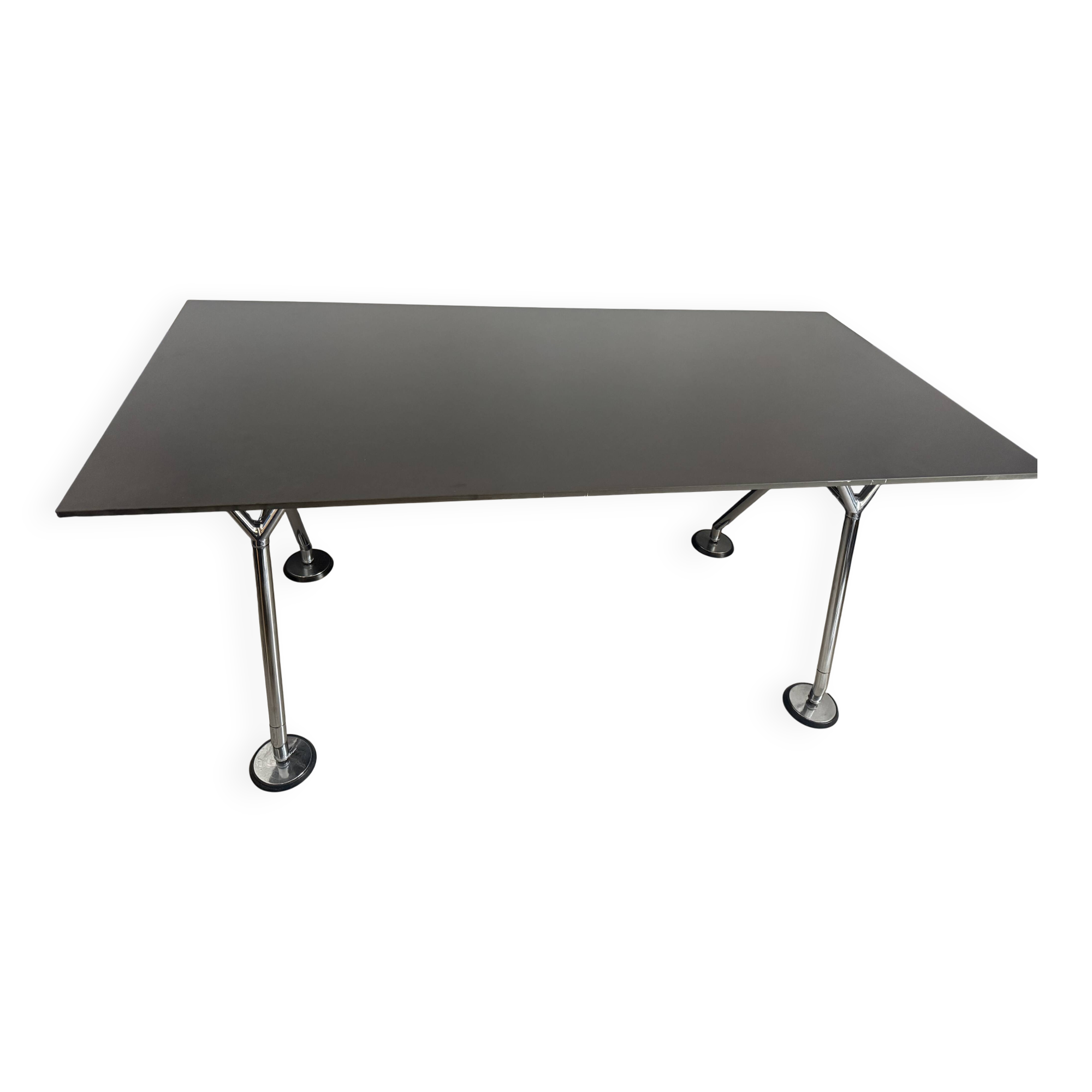 NOMOS Office - Norman Foster Tecno