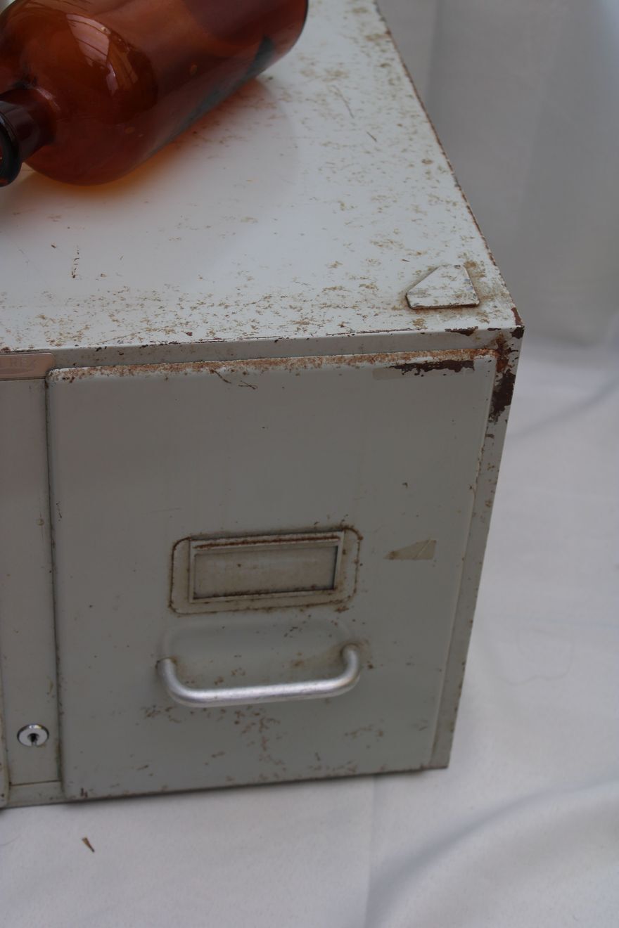 Metal locker