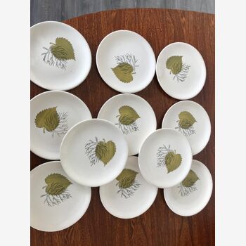 Service 11 flat plates of Longchamp earthenware