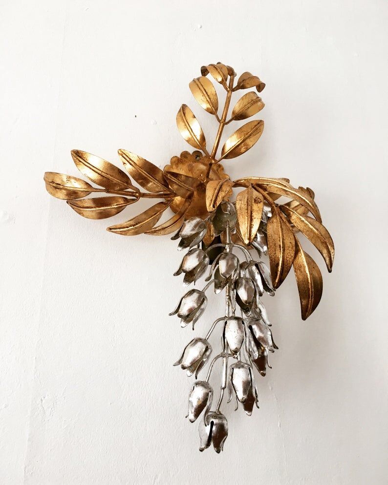 Iitalian Hollywood Regency gilded metal wall lamp by Hans Kögl