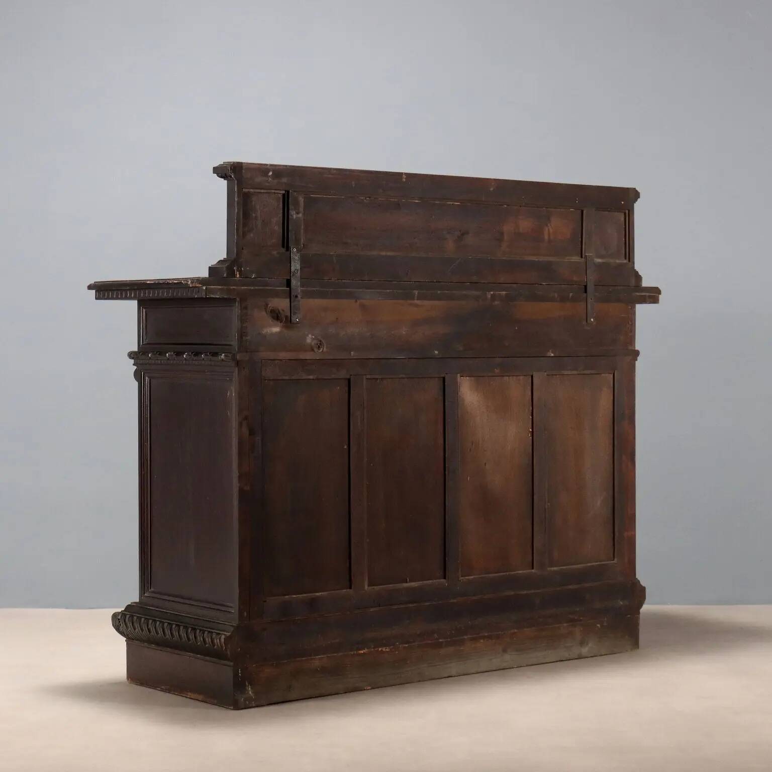 Antique neo-Renaissance walnut buffet, Italy, 19th century
