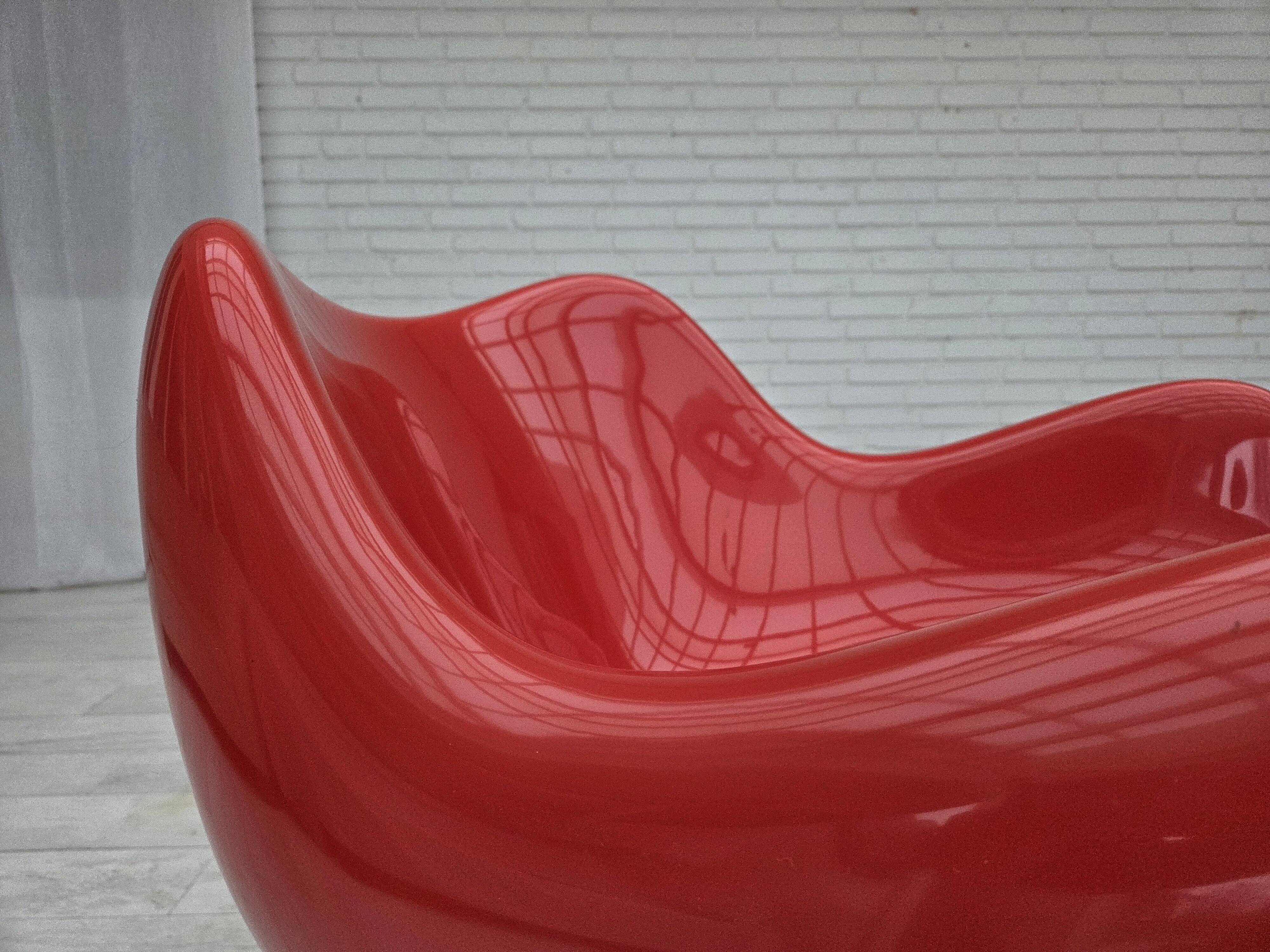 1960s, socialist realism design icon by Roman Modzelewski, model RM58.