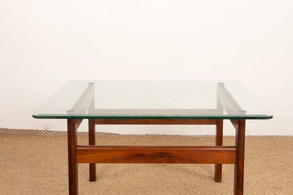Table basse danoise en Palissandre et Verre par Arne Wahl Iversen 1960.