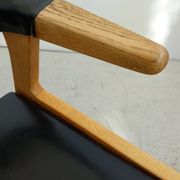 Fauteuil danois en chêne et cuir noir