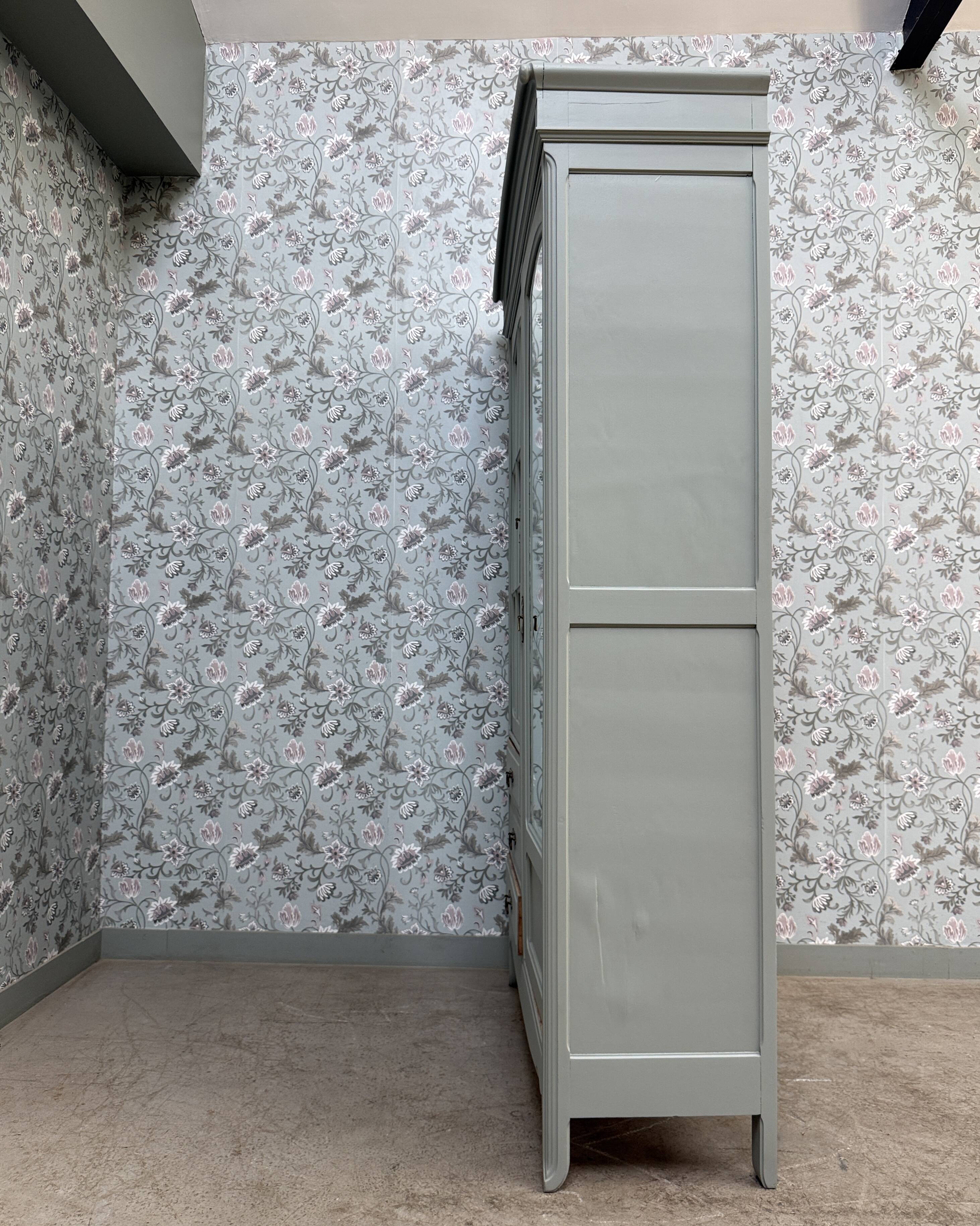 Large Art Nouveau wardrobe (renovated)