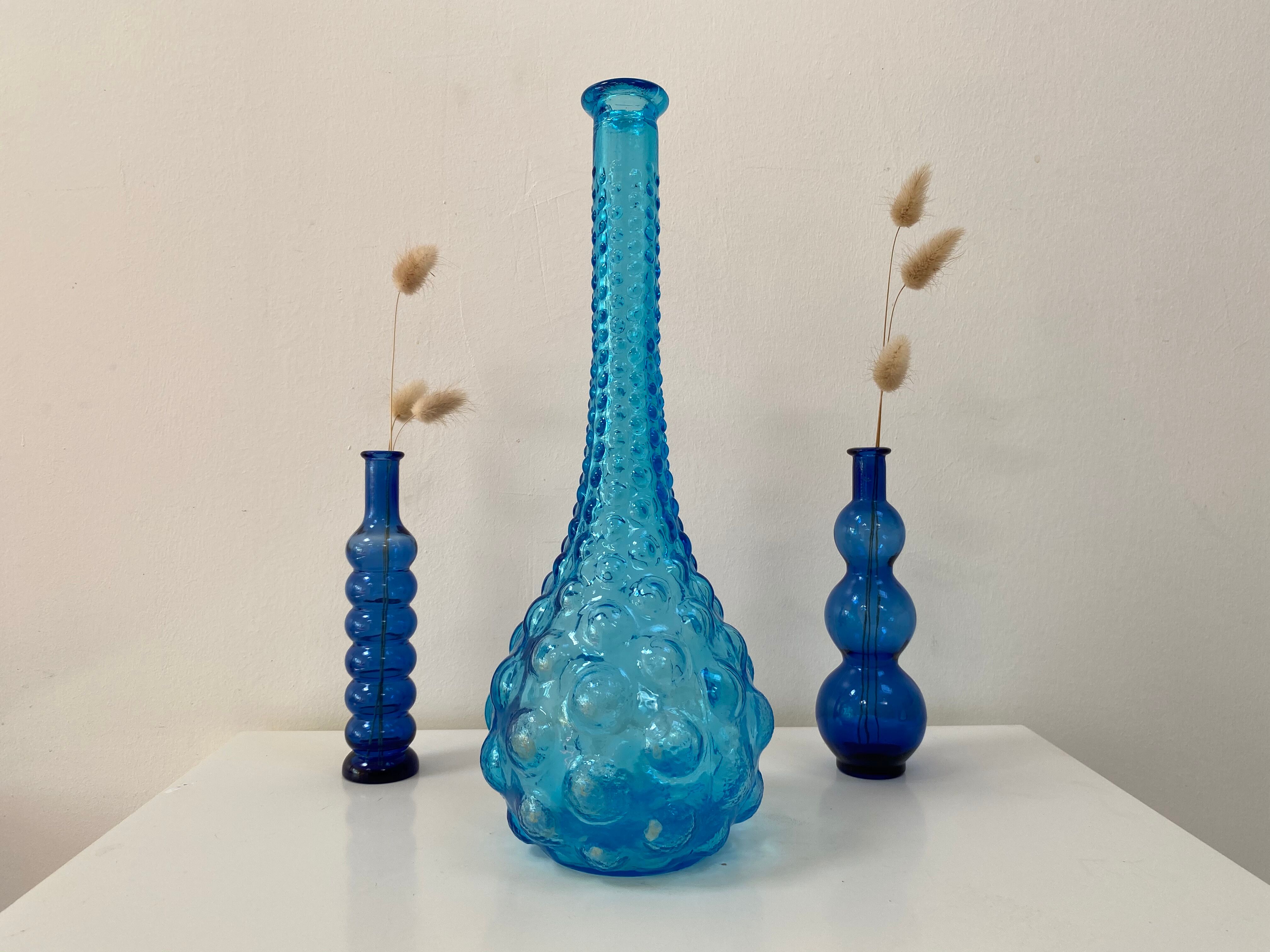 Blue Empoli decanter with bubble relief