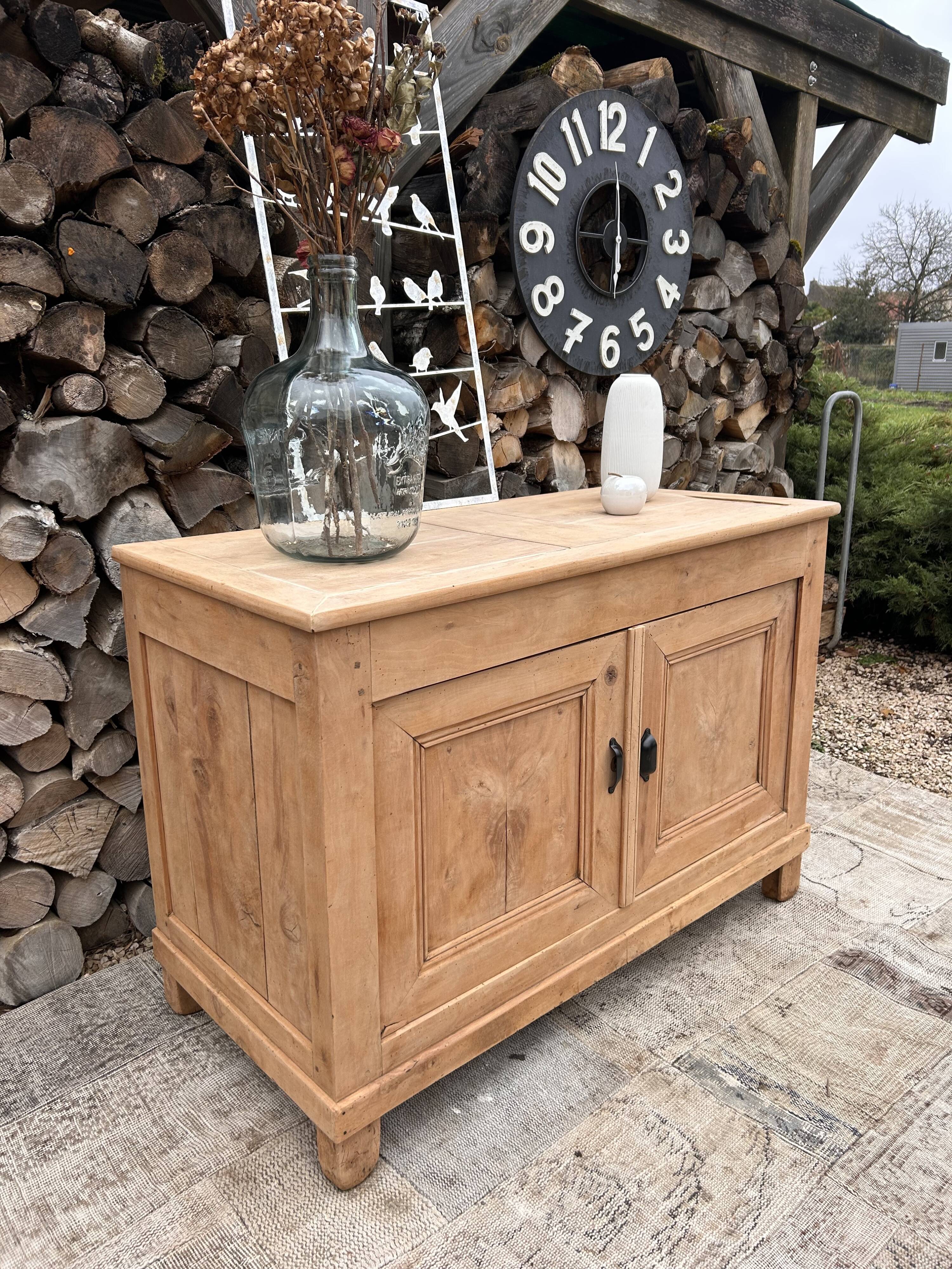 Buffet bois massif rénové