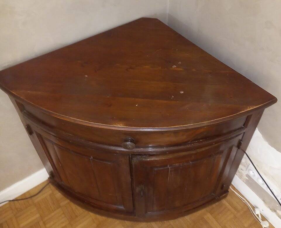 Corner buffet