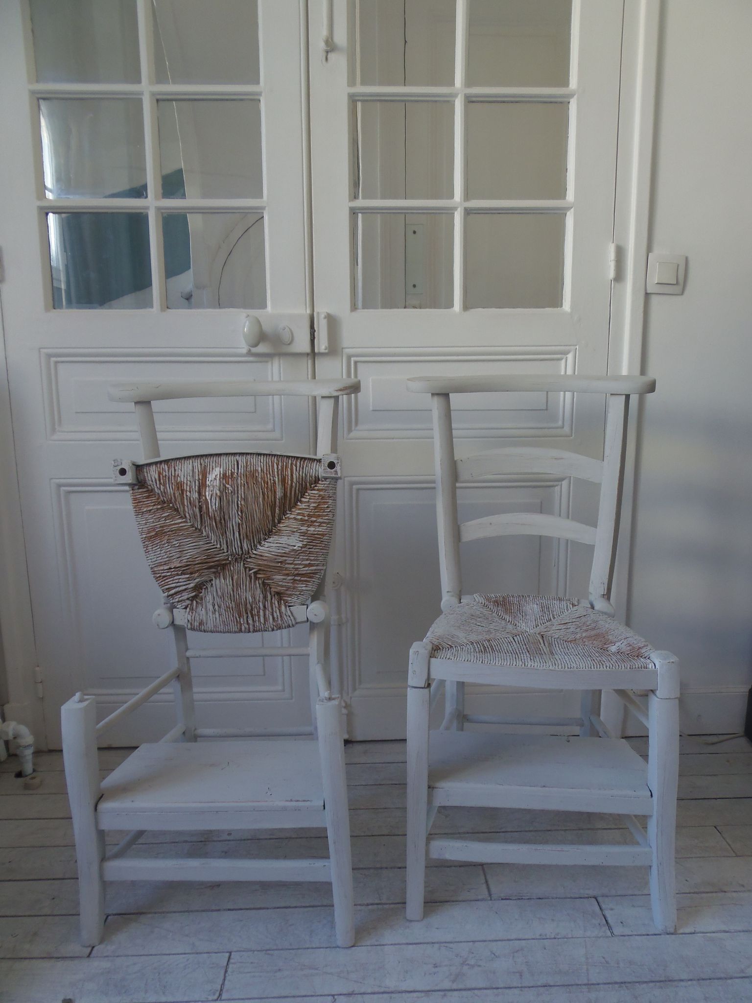 Pair of pray god patinated gray pearl waxed finish, seats mulched and bleached
