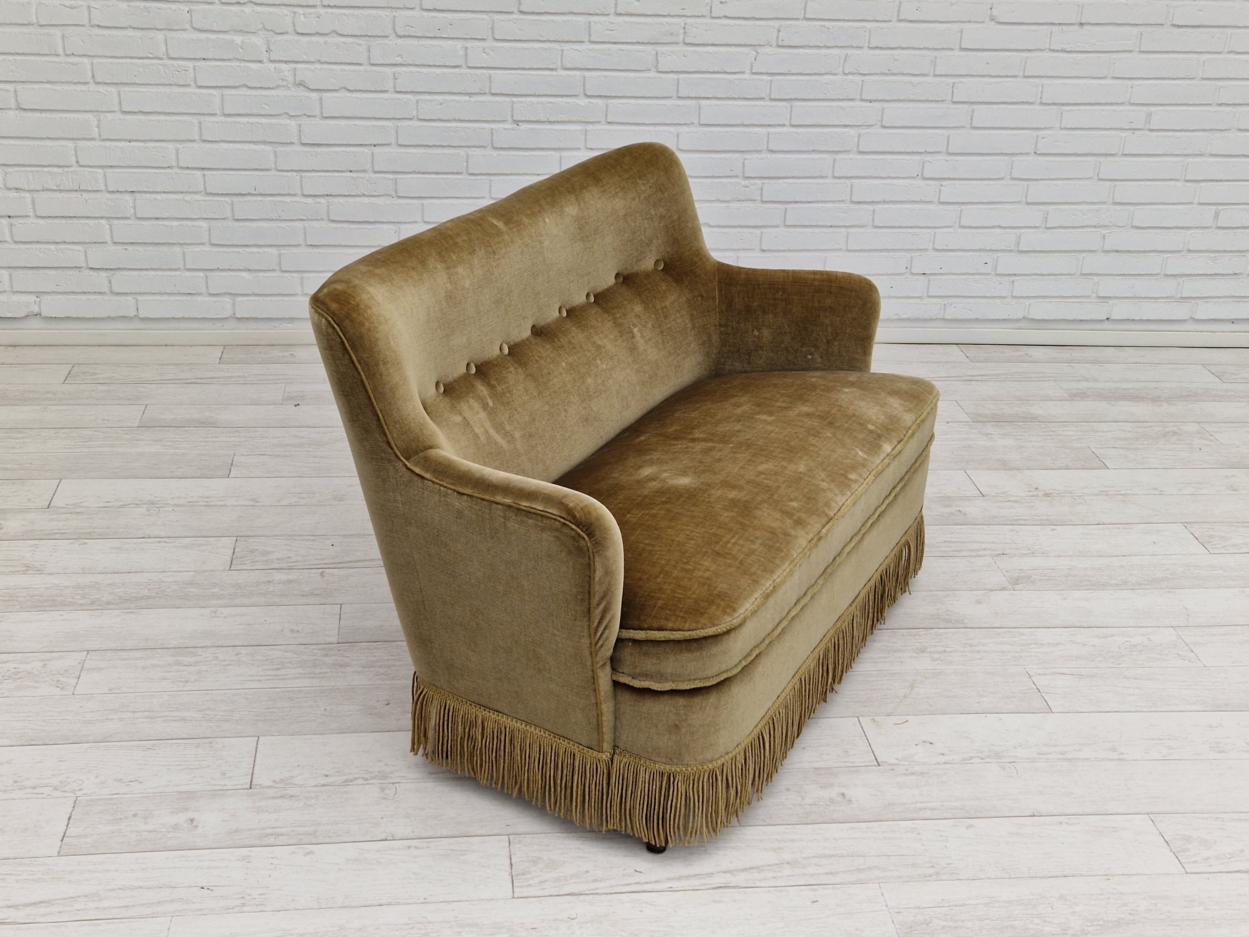 Danish velour 2 seater sofa, original condition, beech wood, 1960s