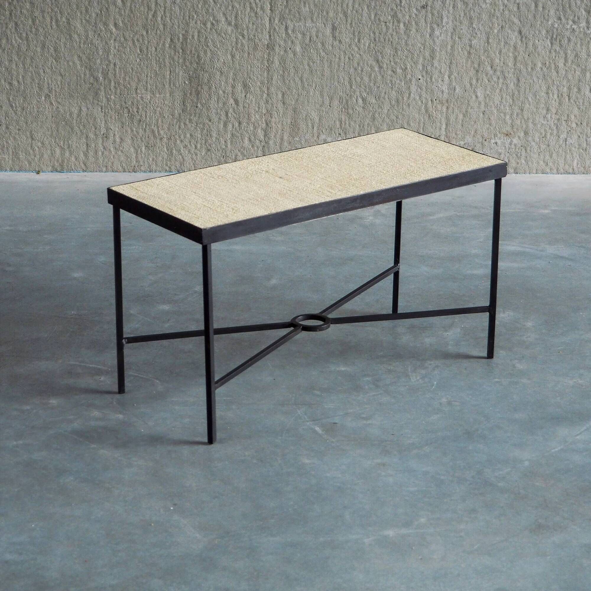 Set of 2 minimalist metal side tables with plaster-fiber tops
