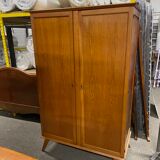 Wardrobe vintage compass feet