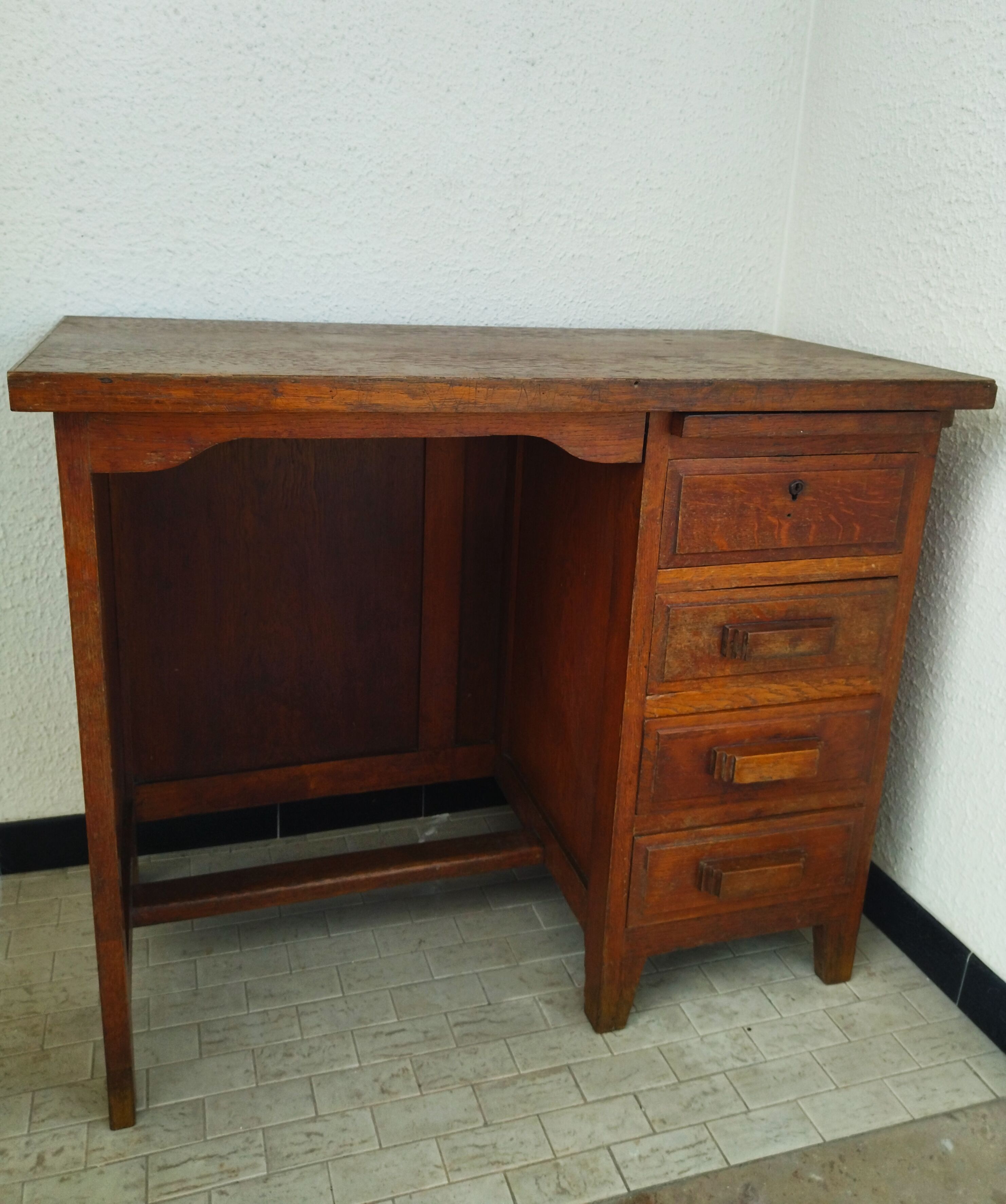 Oak desk, vintage