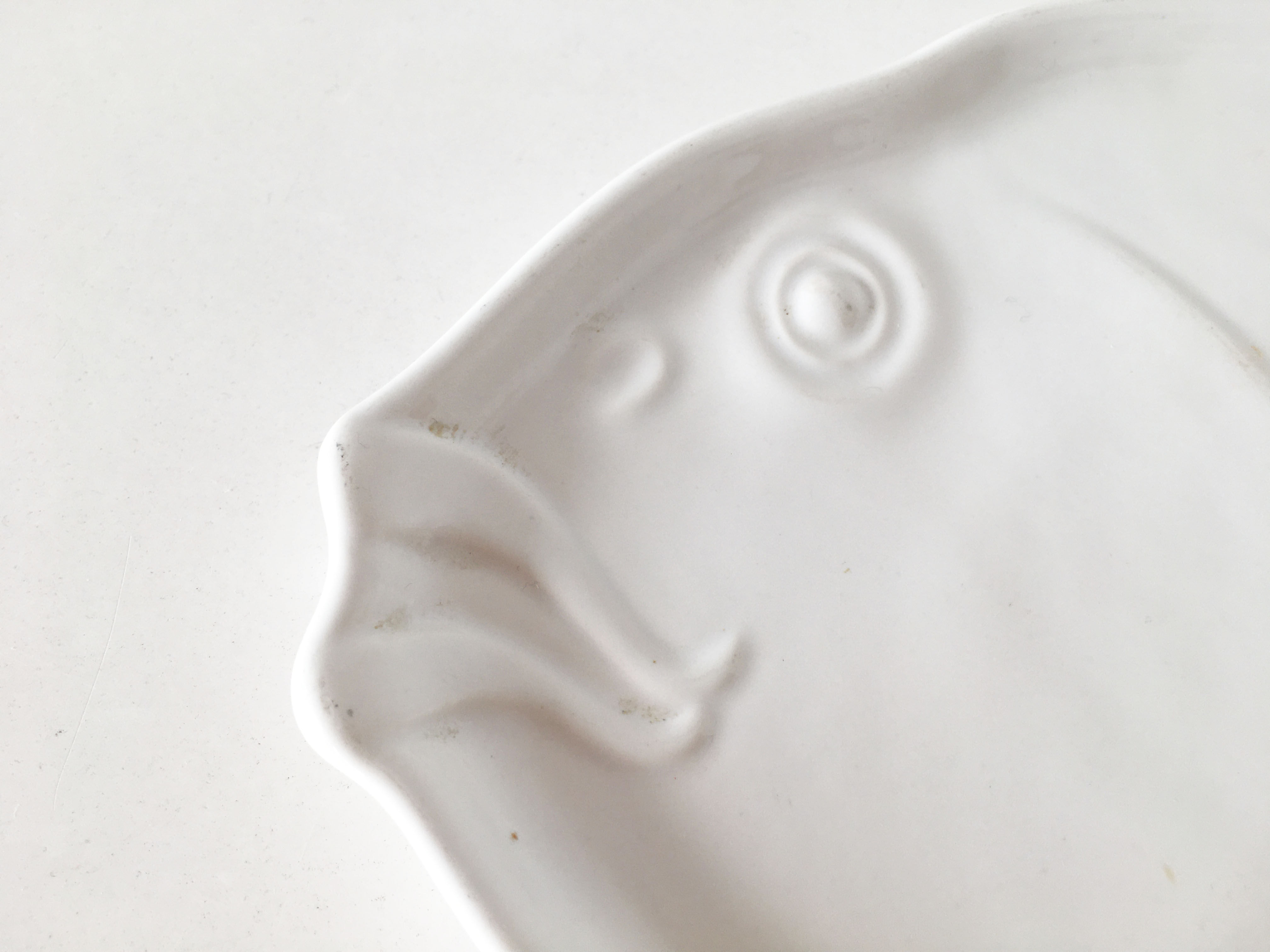 White ceramic fish dish