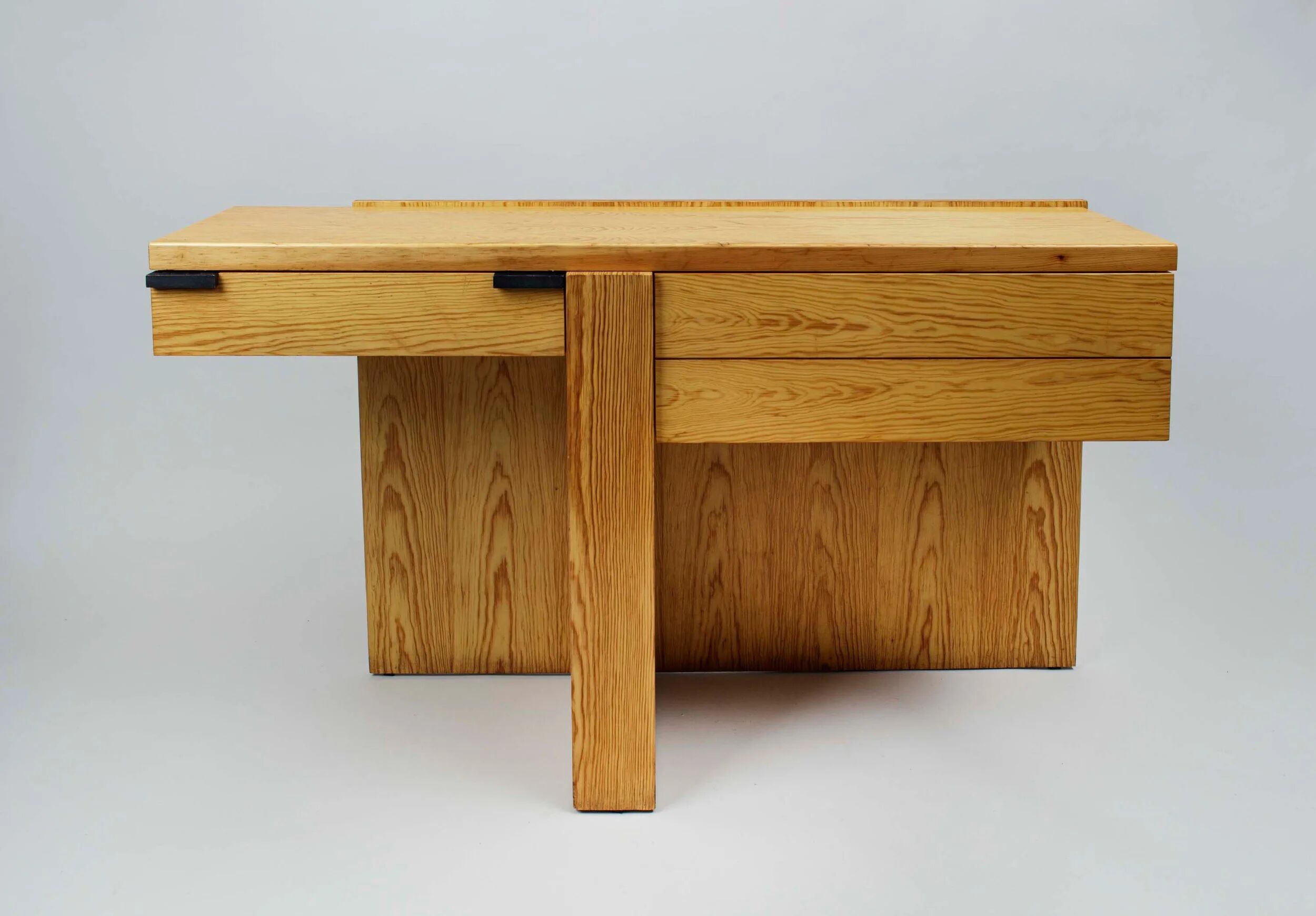 French consoles from the 1980s.