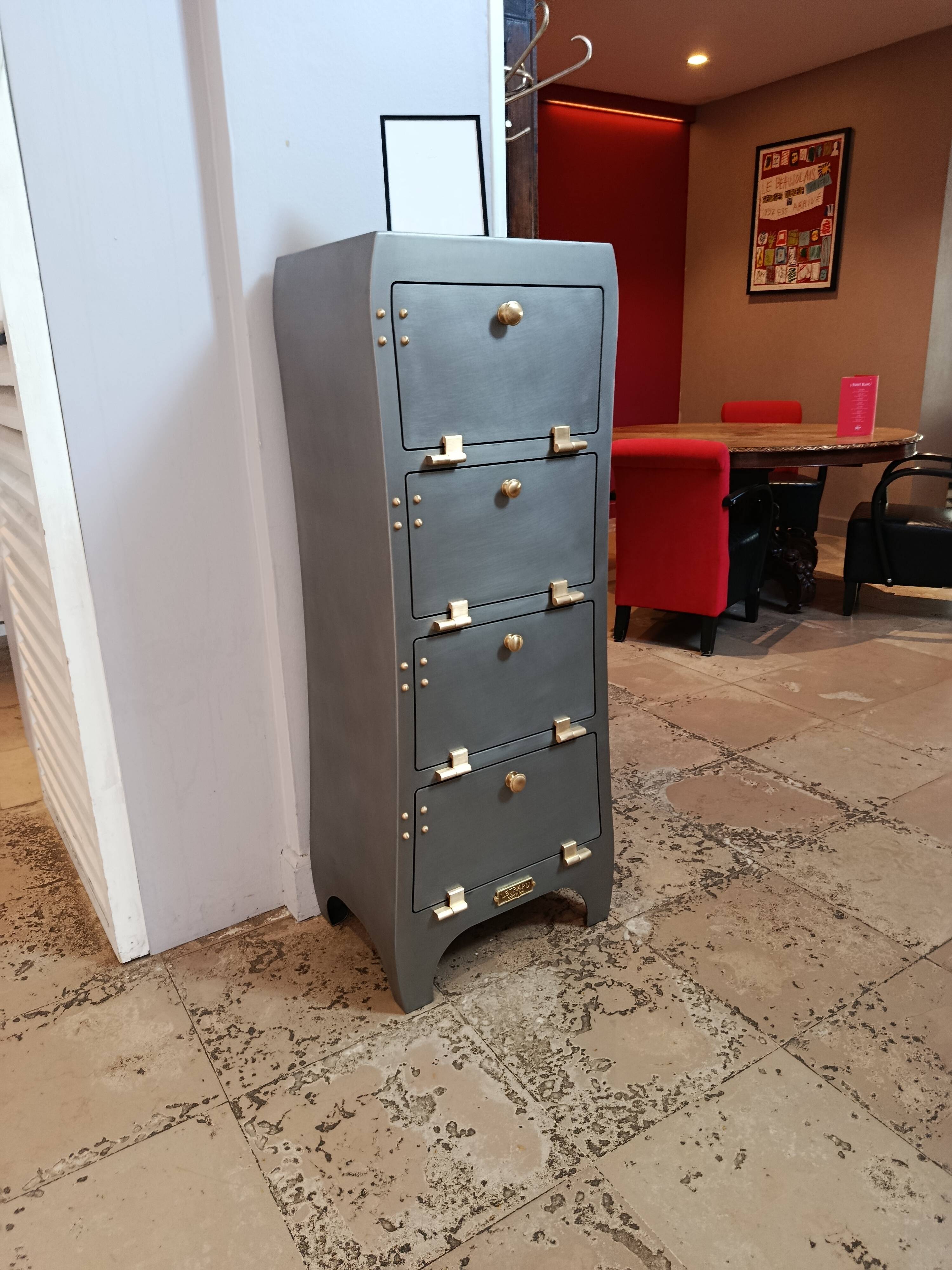 drop-leaf table the lady steel model no. 3 by the brand letrapu