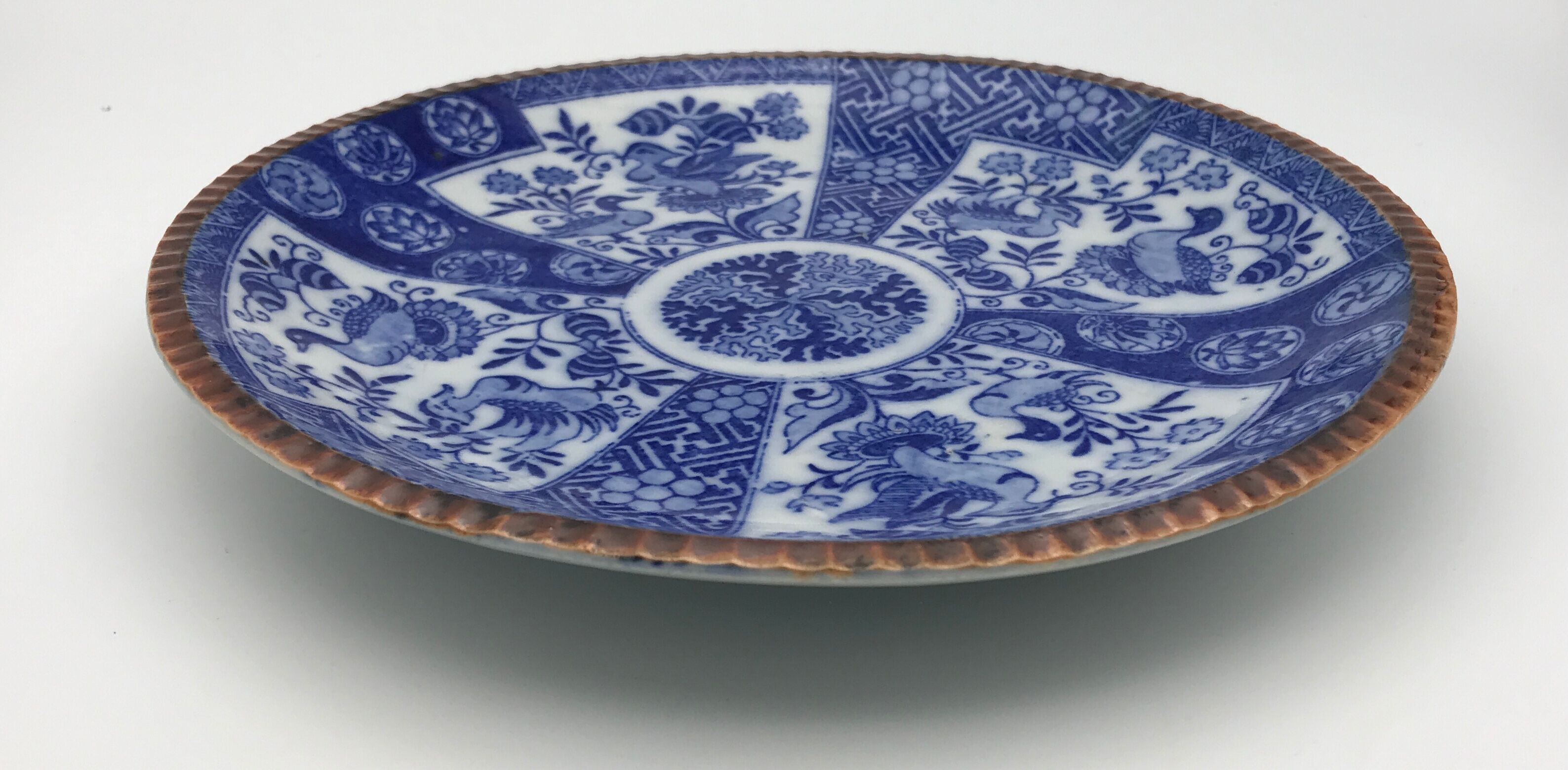 Pair of vintage japanese igezara plates decorated with floral and bird motifs