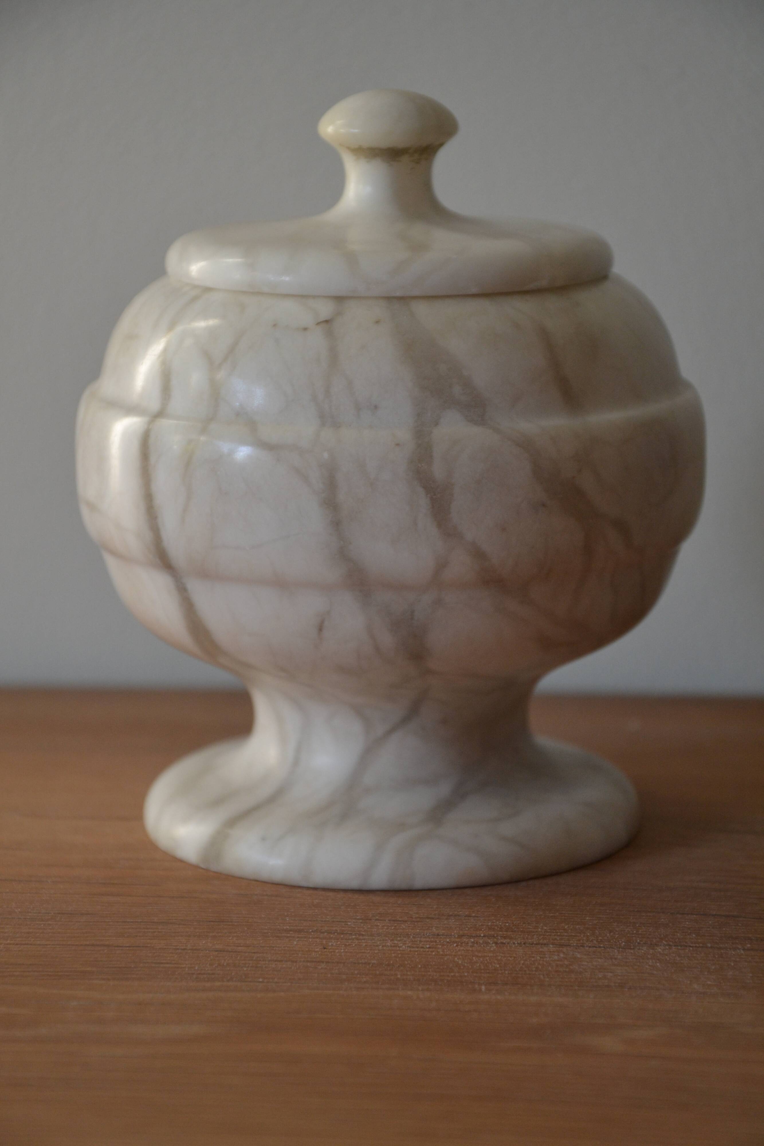 Marble bonbonnière