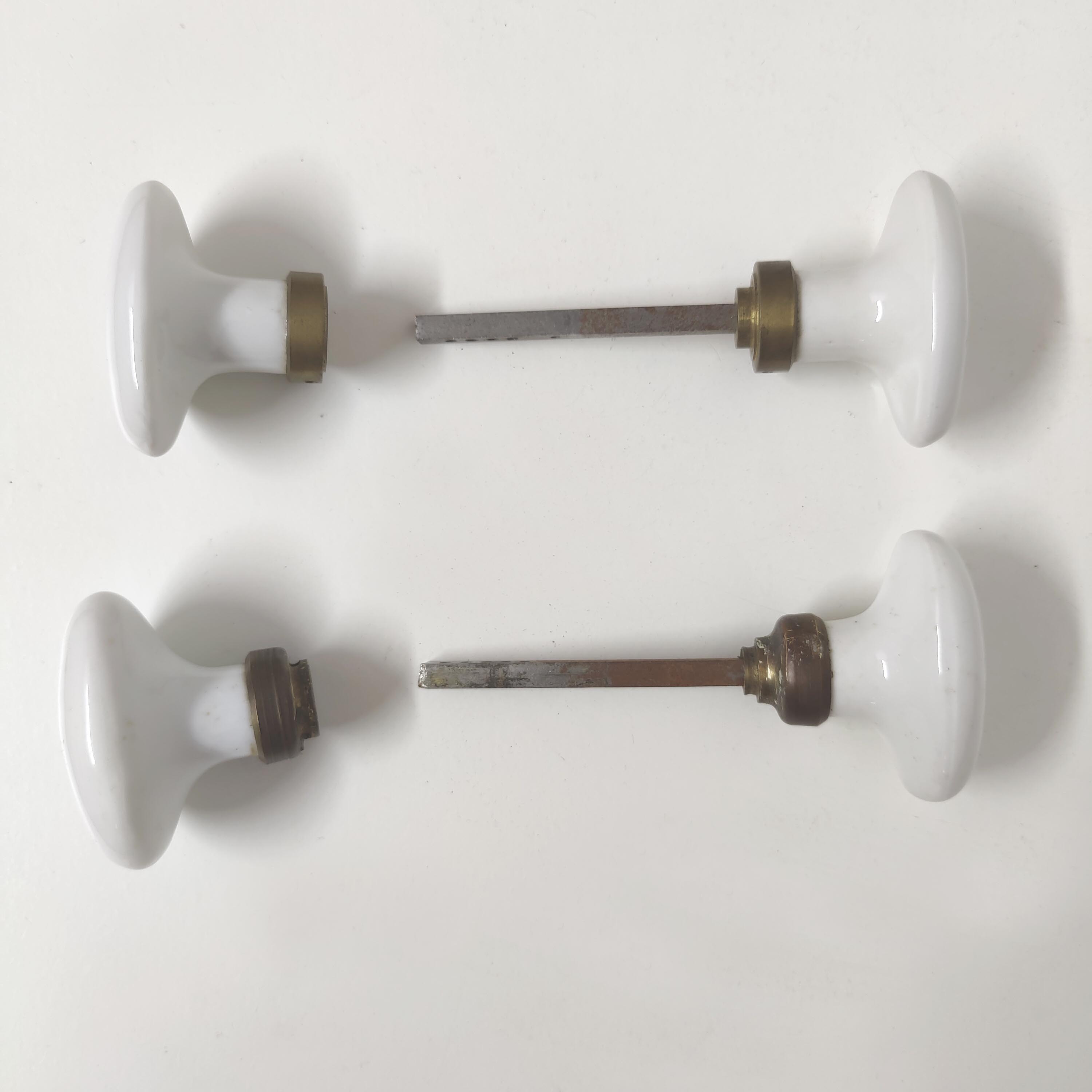 Lot de 2 poignées boutons de porte en porcelaine blanche