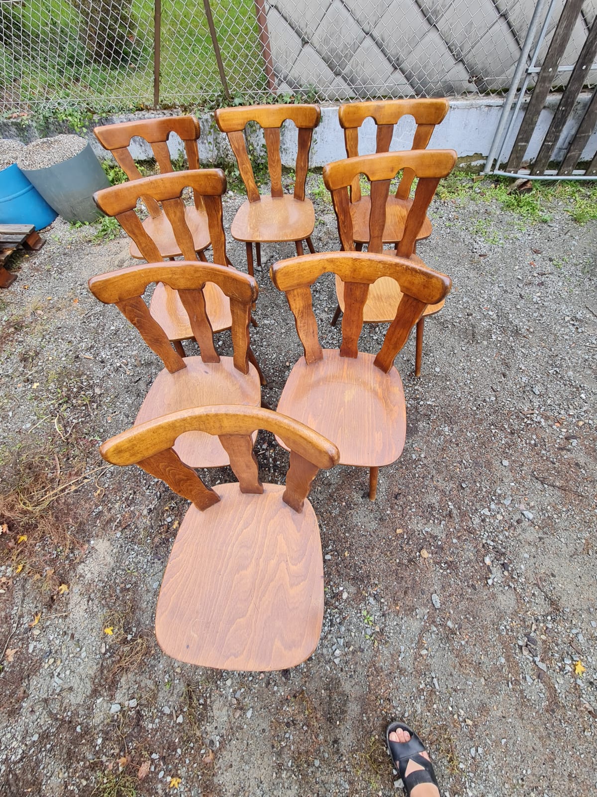 8 chaises de bistrot bois de chaîne