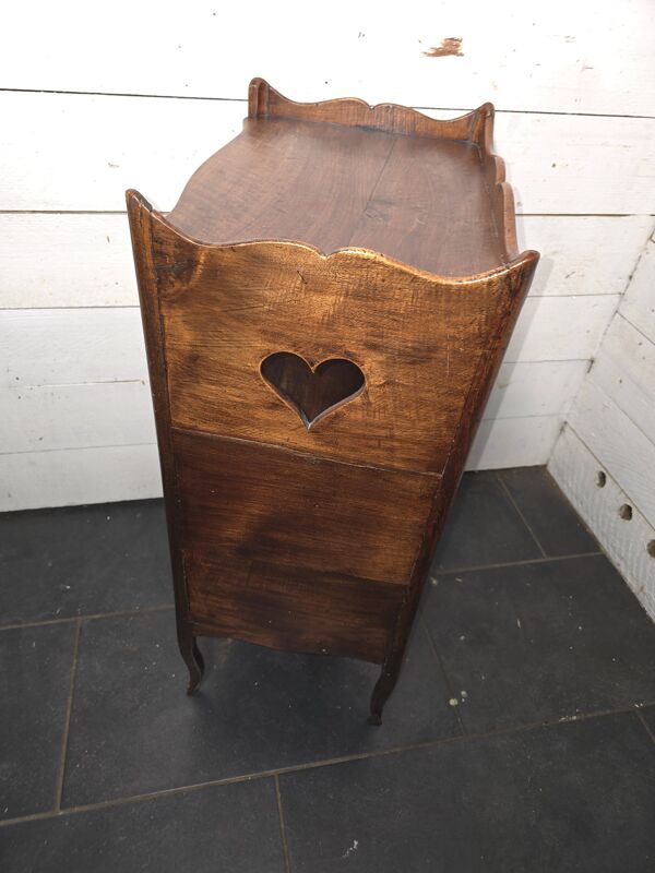 Bibliothèque ouverte style Louis XV en noyer