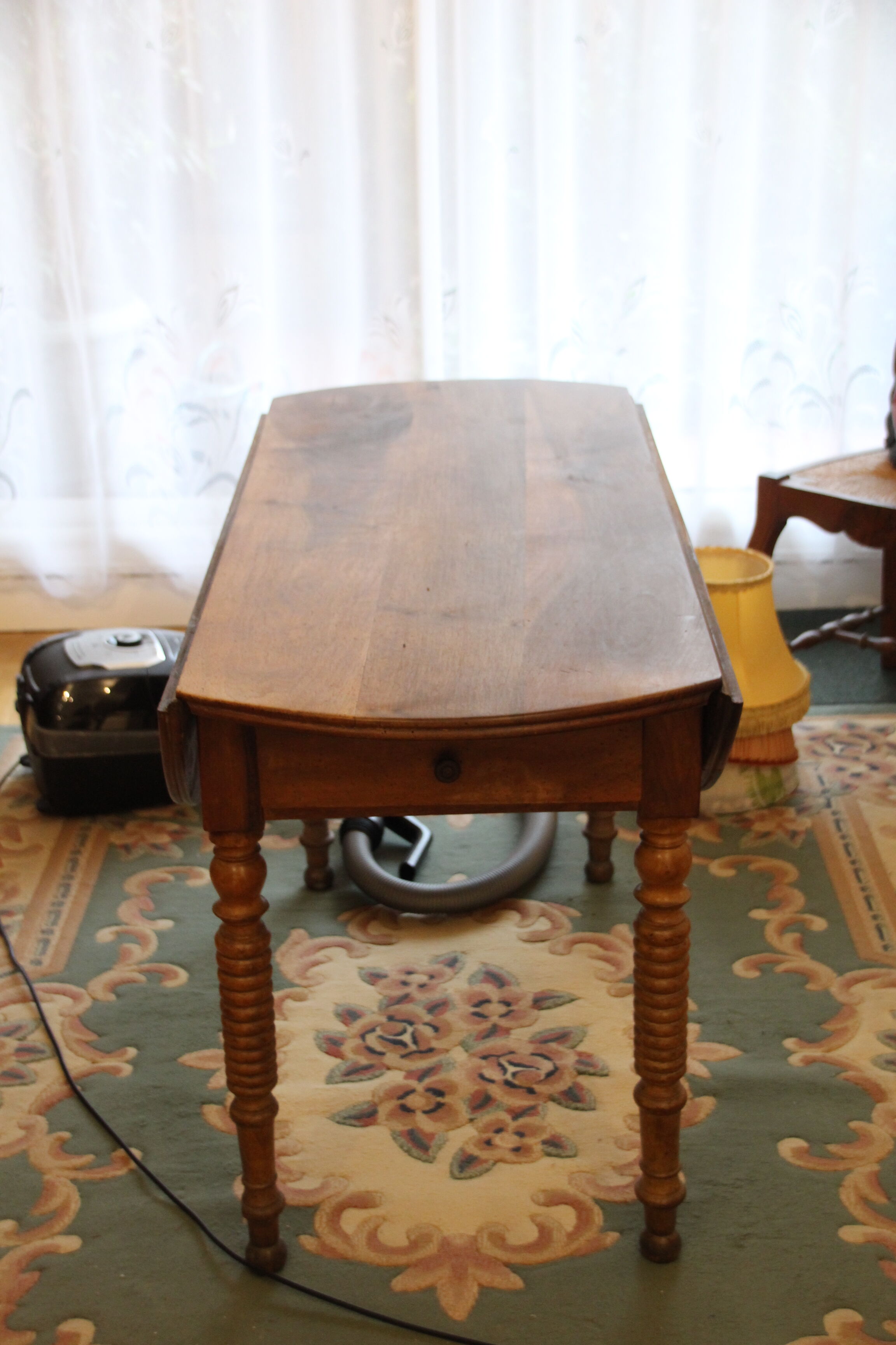 Round table Solid wood