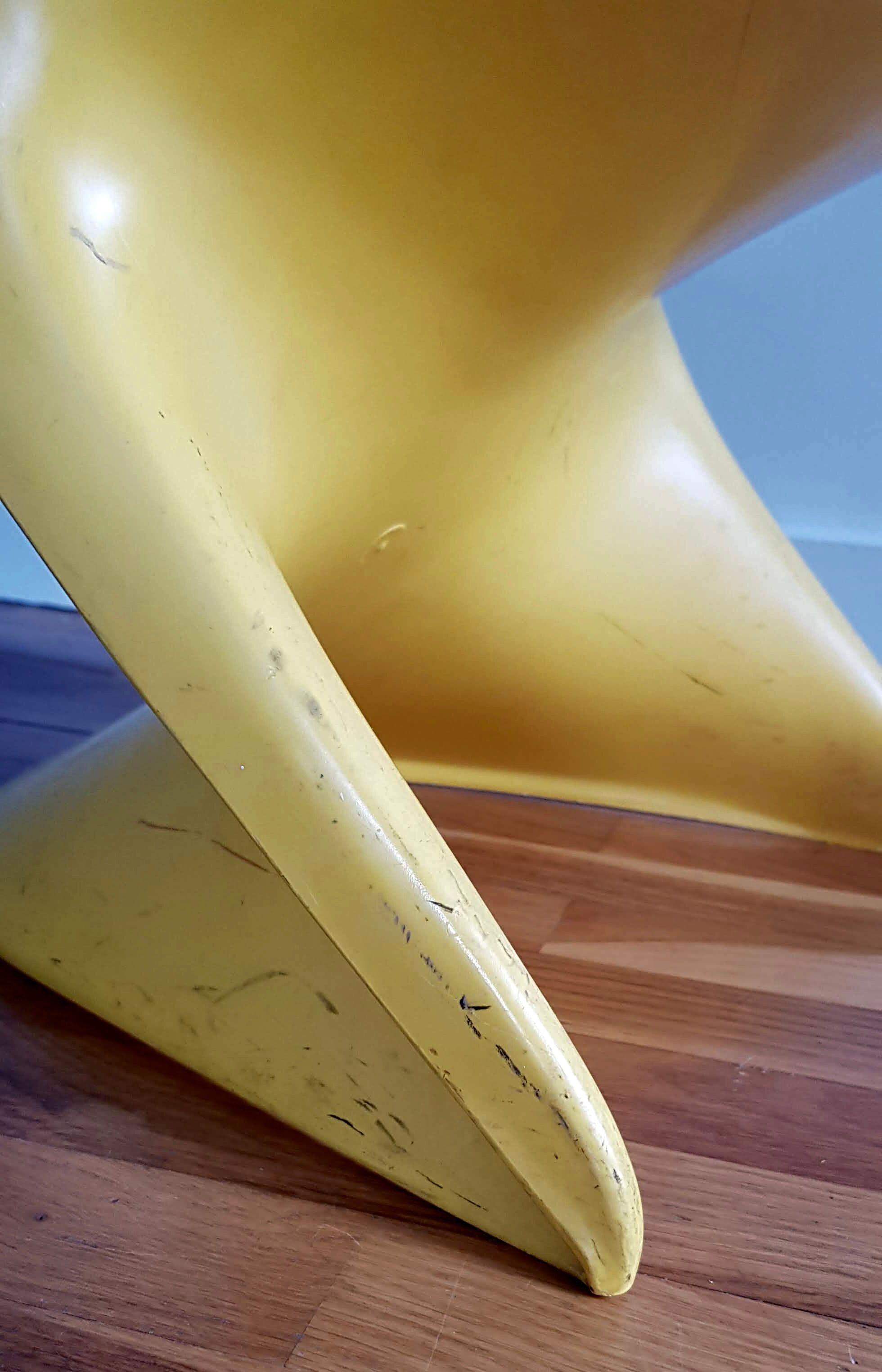 Yellow child chair Casalino 1 Alexander Begge for Casala