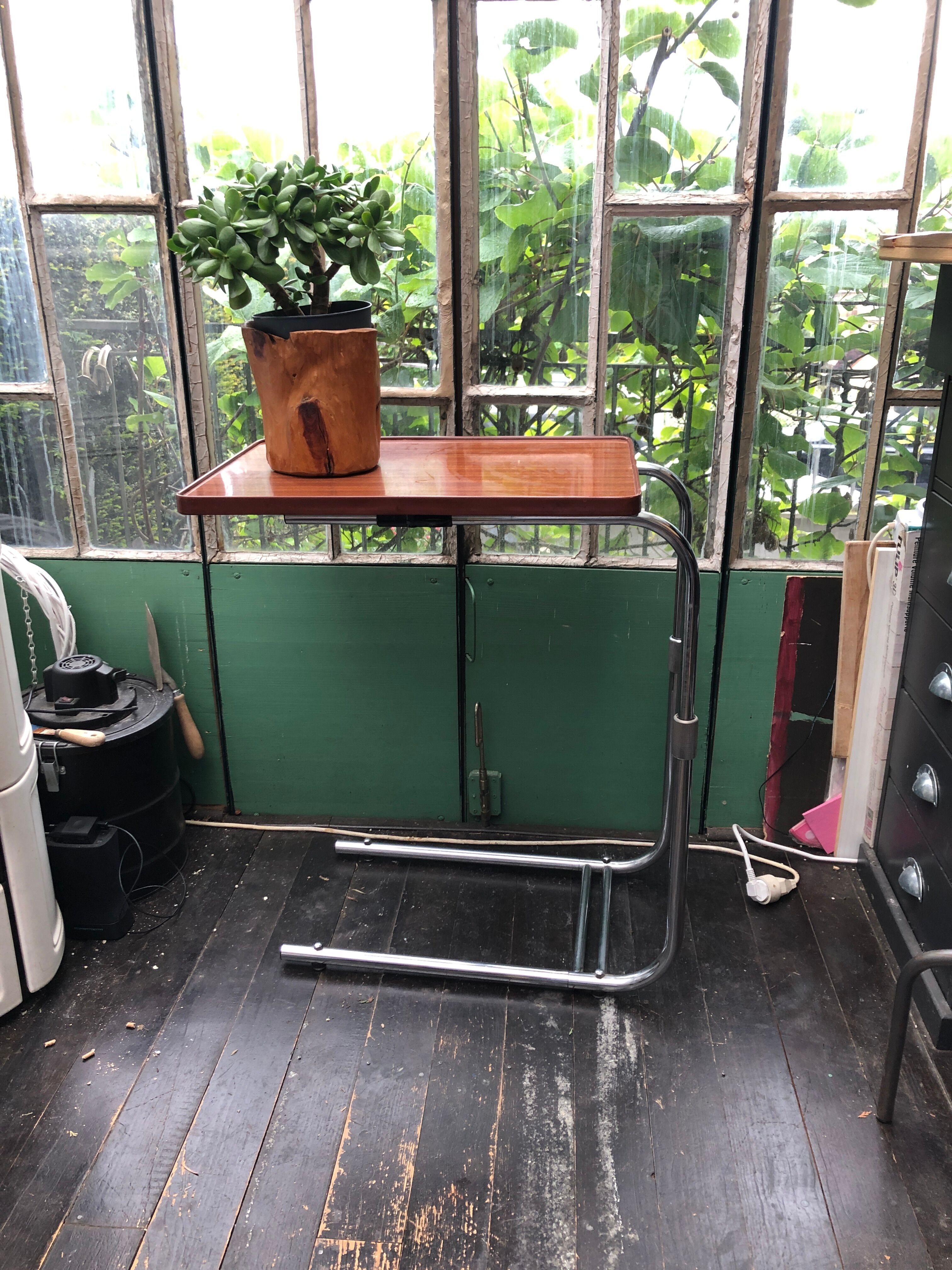 Formica style adjustable side table