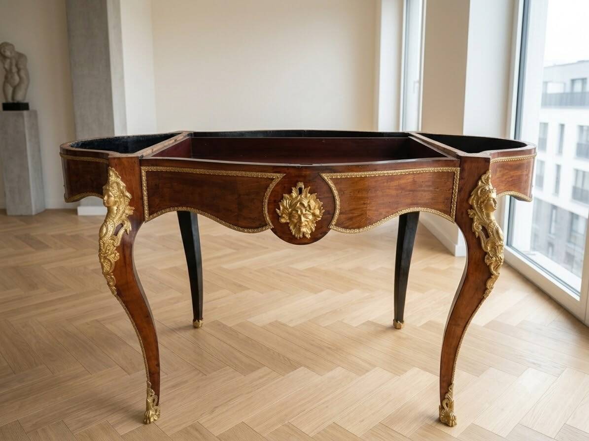 Napoleon Table