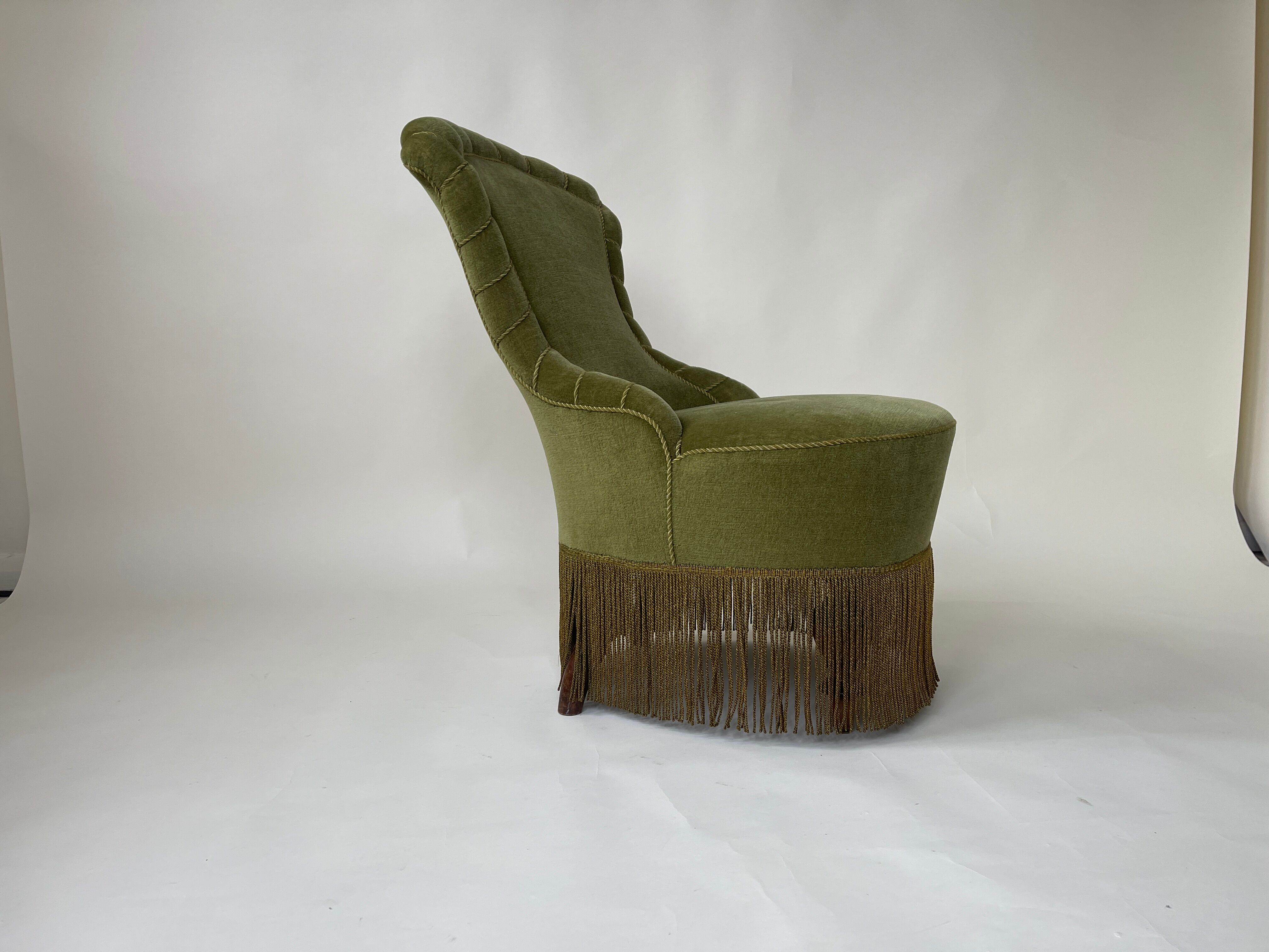 Vintage green bedroom chair