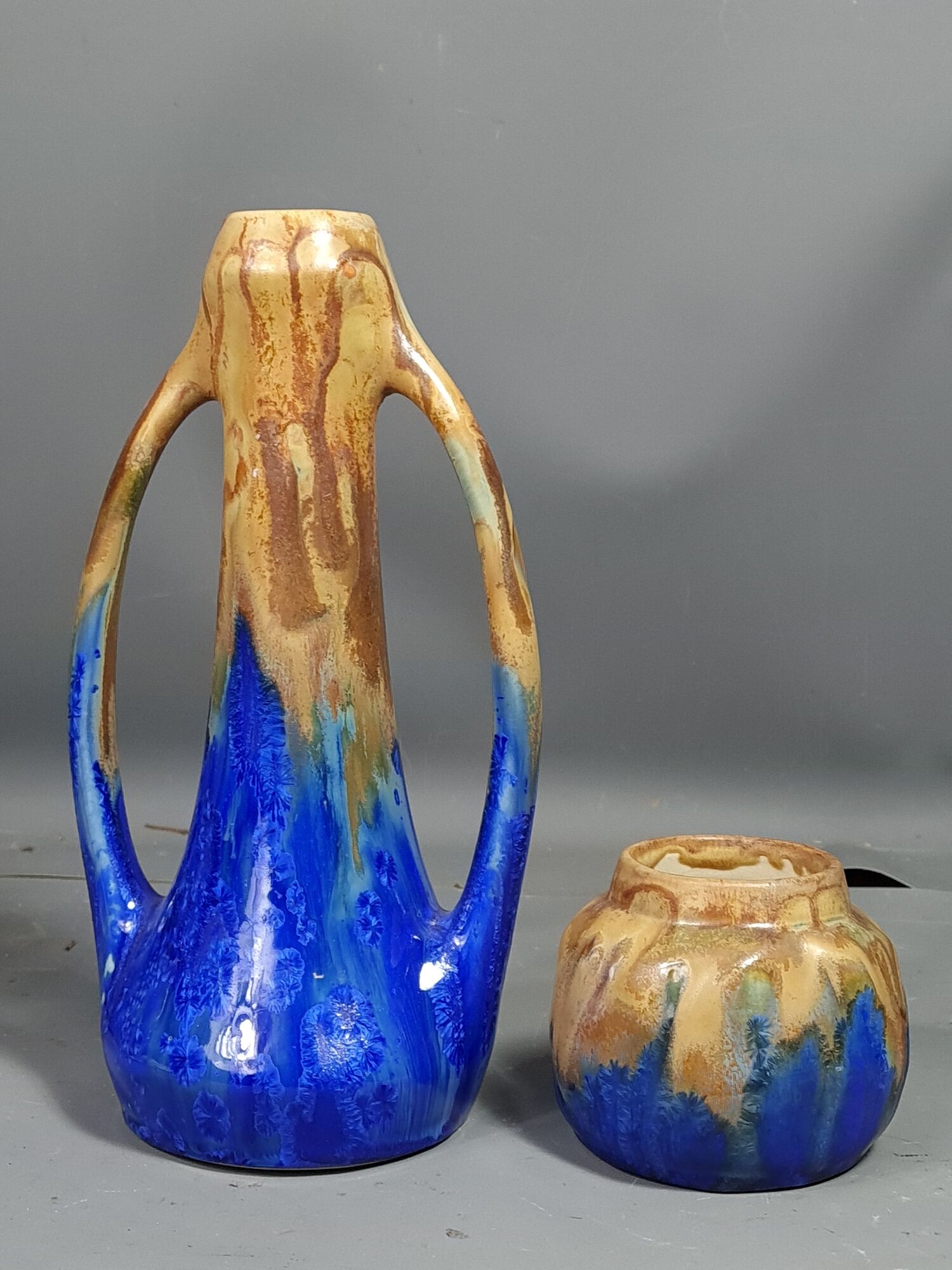 Vase in flamed & iridescent sandstone by G. Méténier