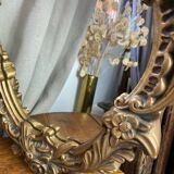 Miroir en bois et plâtre doré