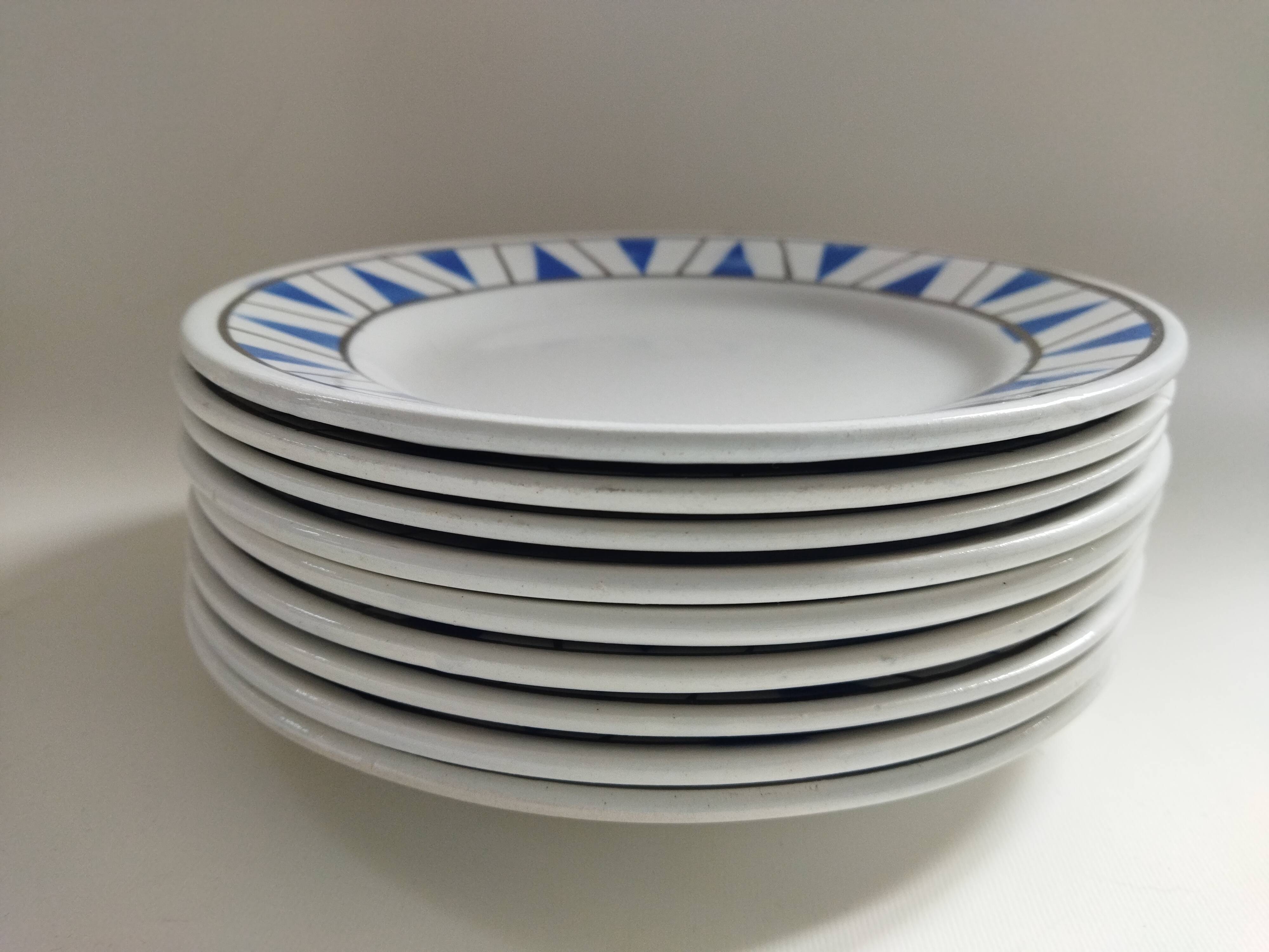 9 dessert plates Hamage & Moulin des Loups, Etoile bleu model
