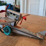Avion en fer blanc de collection vintage