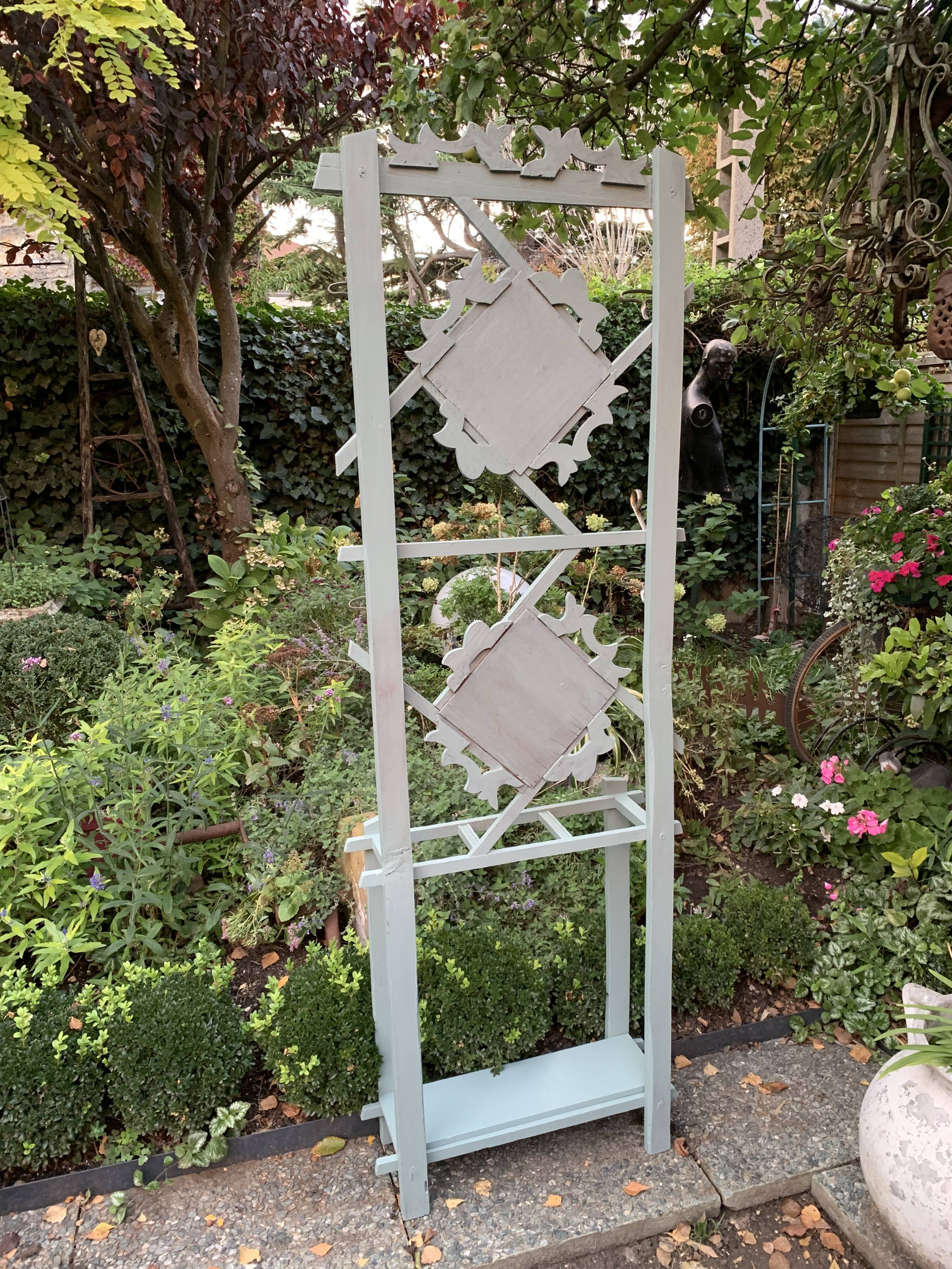 Art Deco mirror jacket