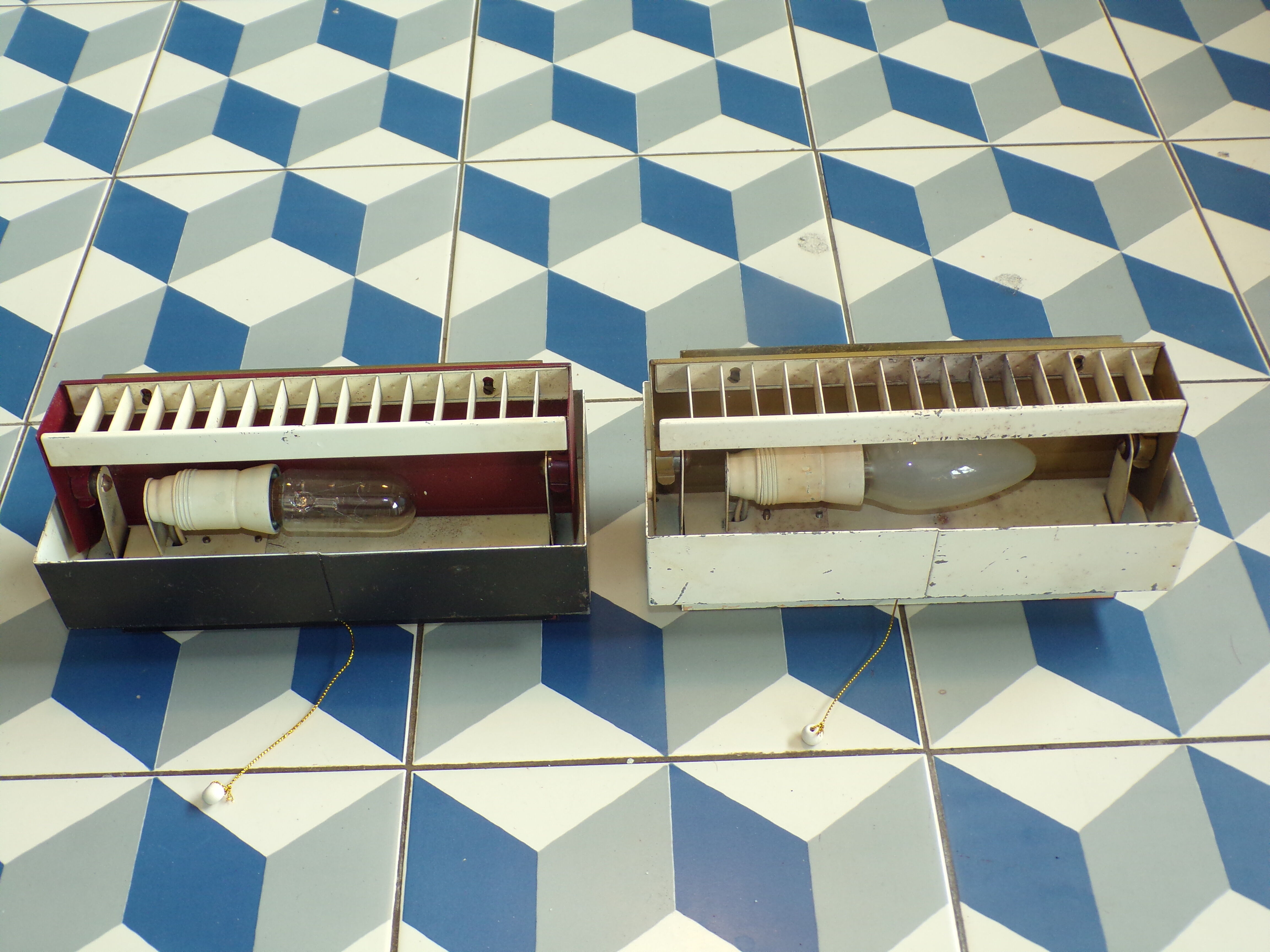 Pair of wall lamps with shutters Neuhaus Leuchten