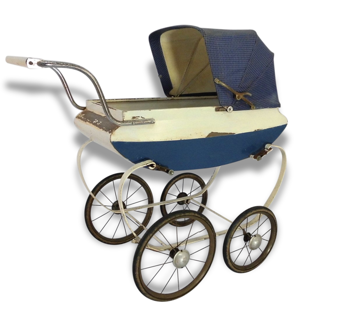 Landau de poupée en tôle peinte sans capote, poignée et roues en fer. H
