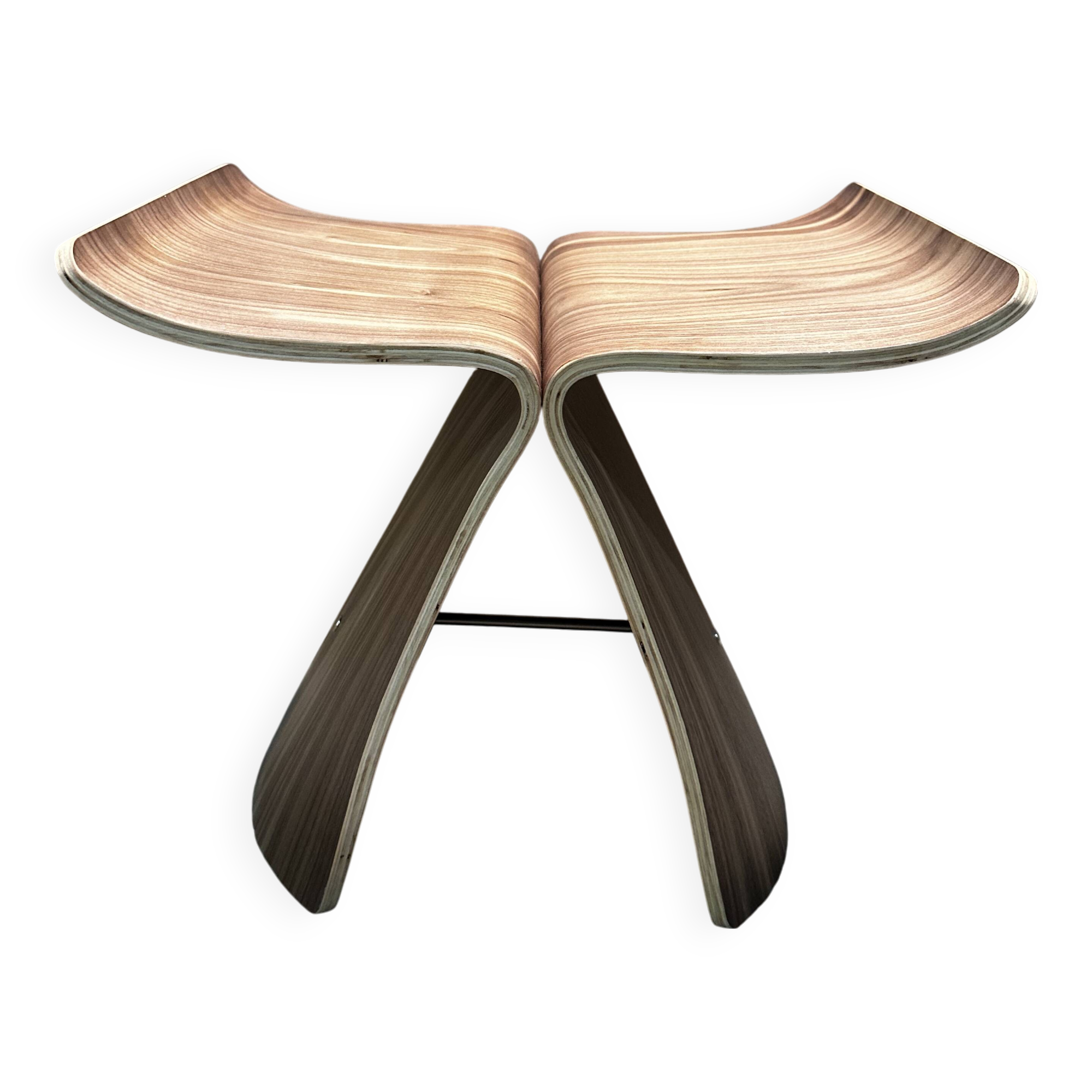 Sgabello Butterfly di Sori Yanagi per Vitra.