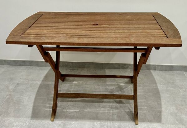 Table pliante bois exotique terrasse