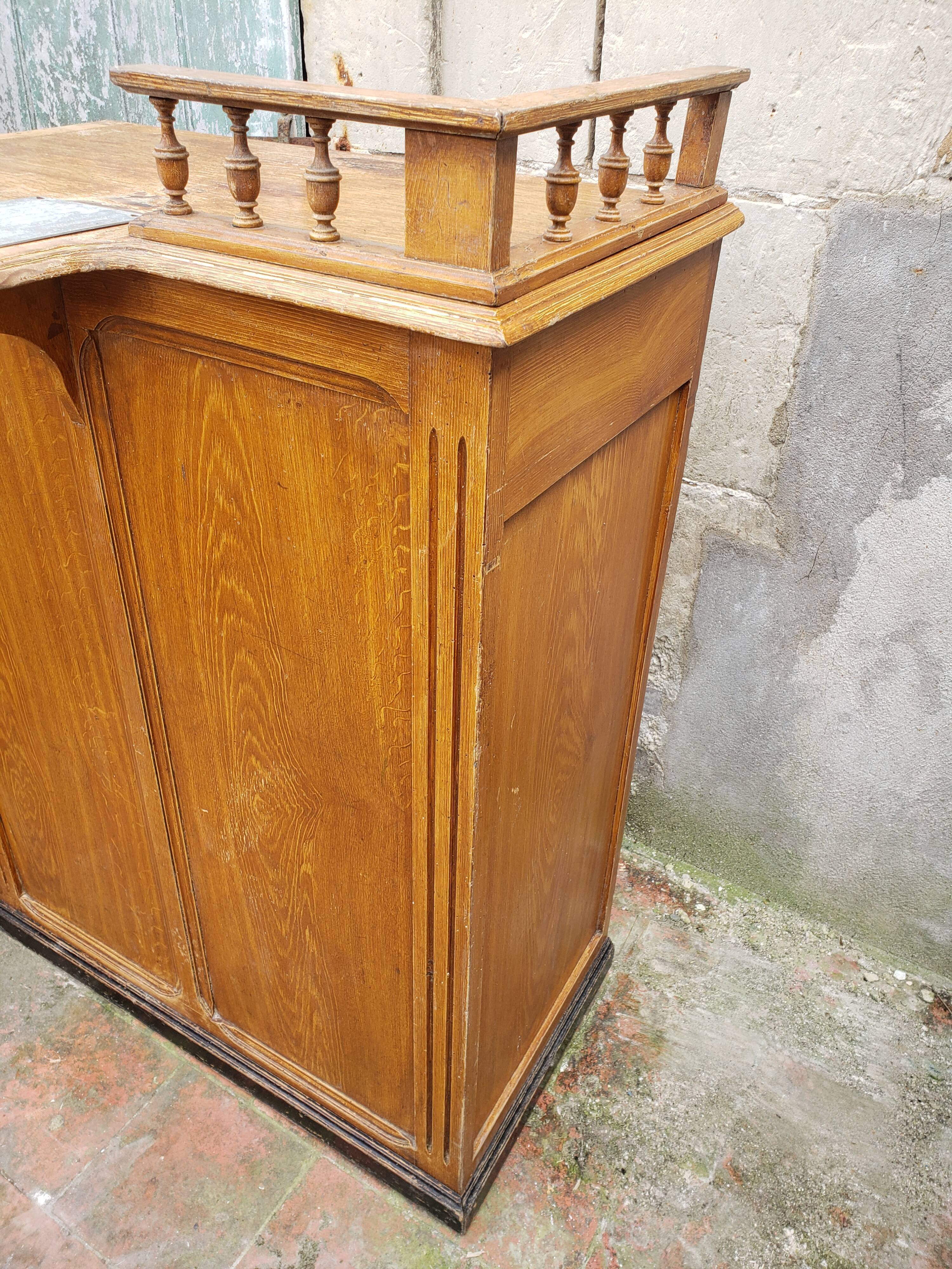 Counter box store furniture store 1900