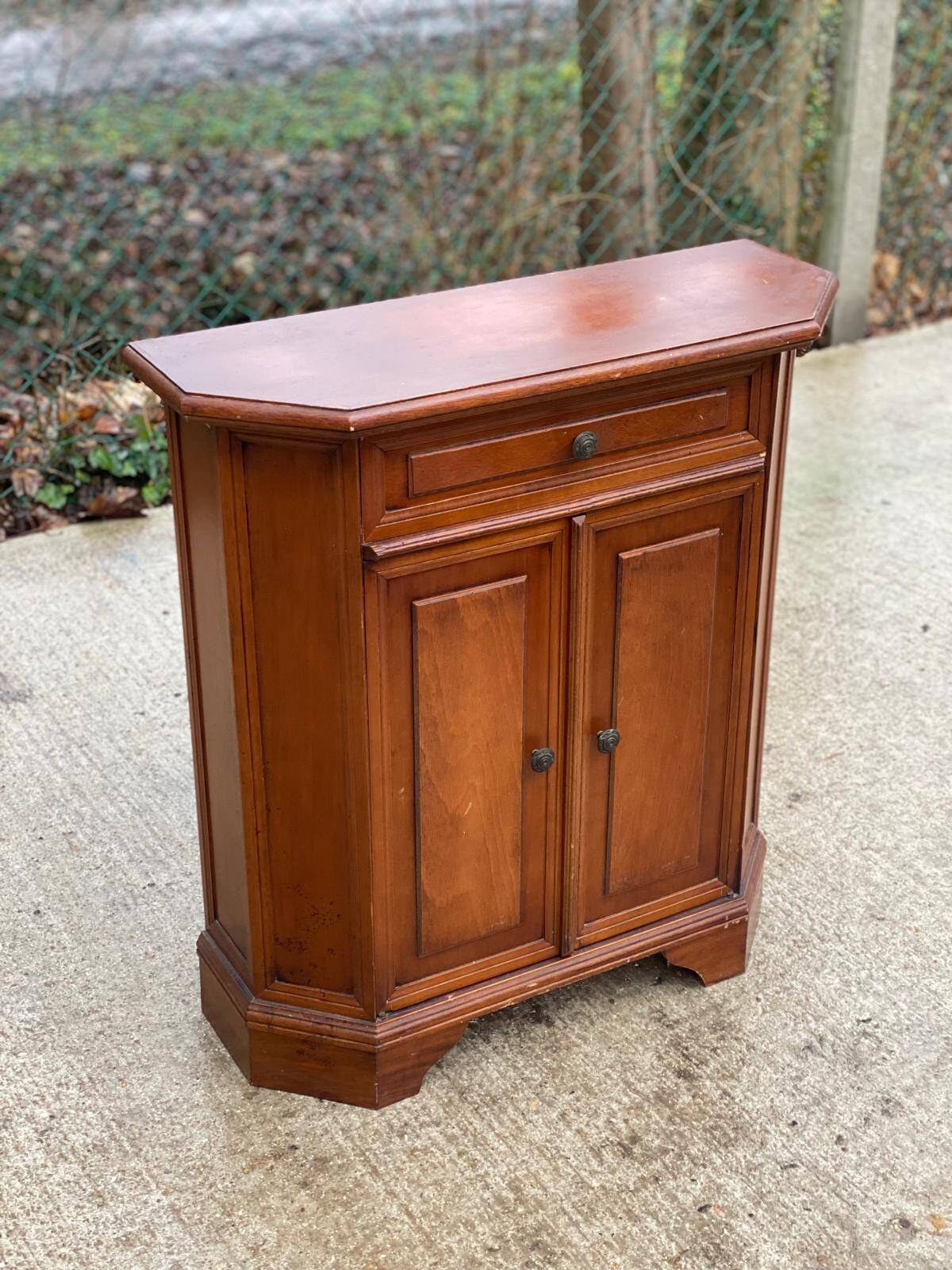 Colonial style solid wood chest of drawers