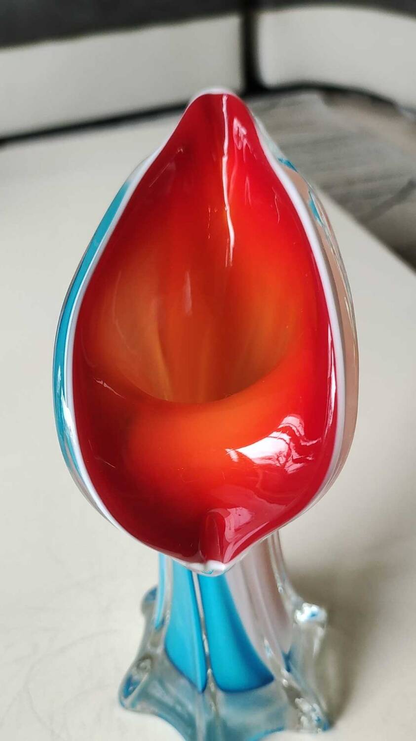 Arum Flower/Jack in the Pulpit Vase. Made of Murano blown glass. Height 20 cm
