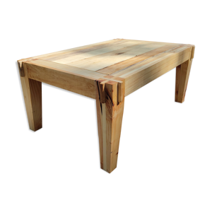 Table basse en bois huilé