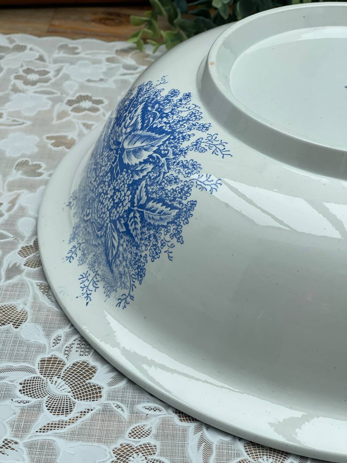 Sainte Amandinoise Toilet Bowl + Soap Dish / Brush Model J