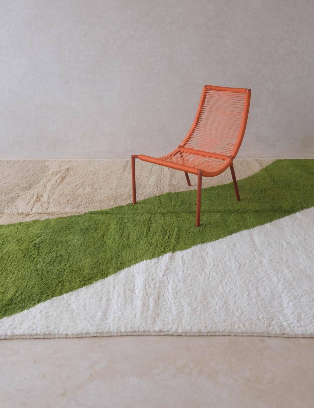 Contemporary Berber Rug - 342 x 250 cm