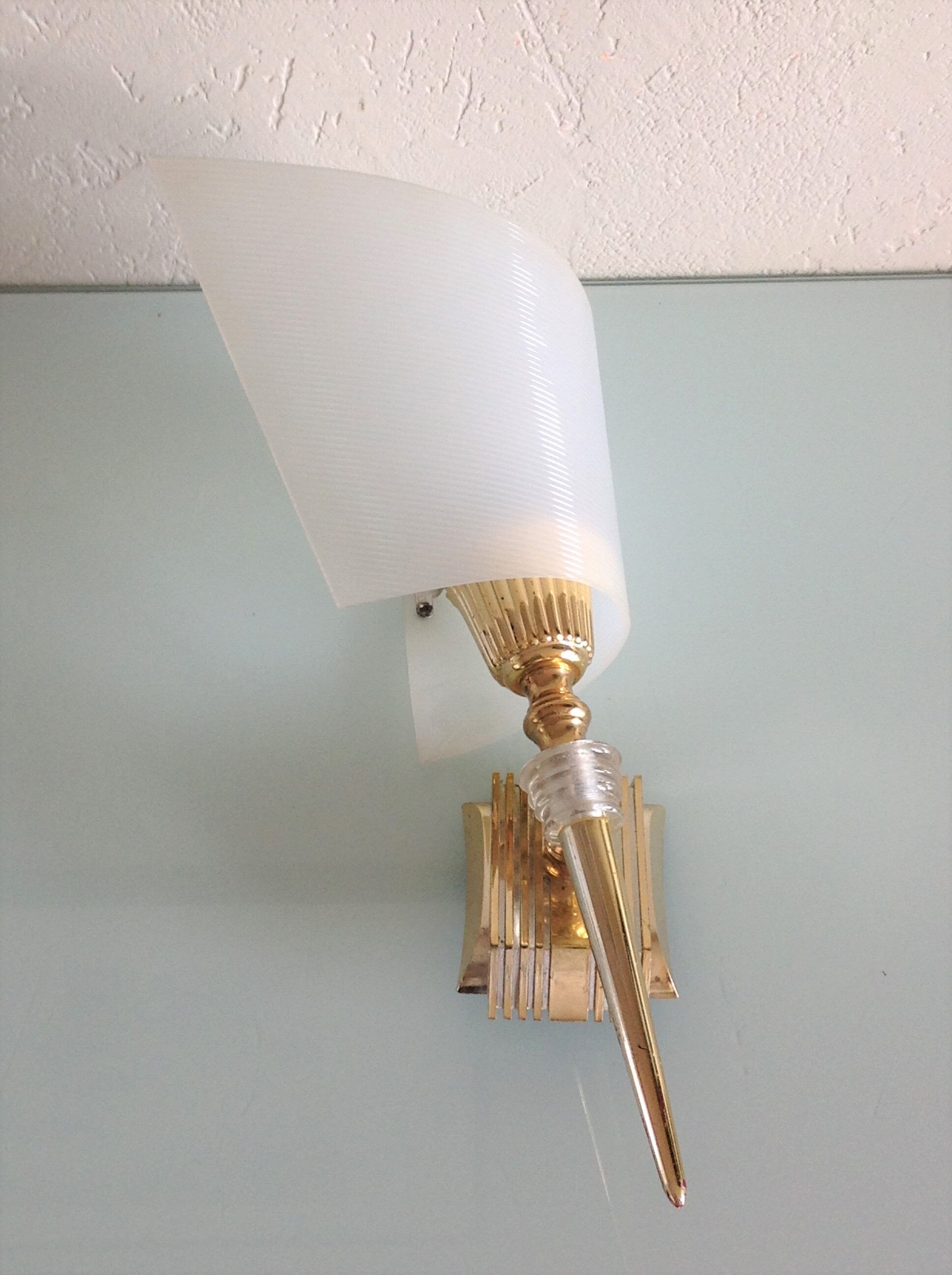 White / vintage perspex wall lamp 50s-60s
