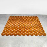 Tapisserie en forme de donut au design hollandais Sabine Marcellis