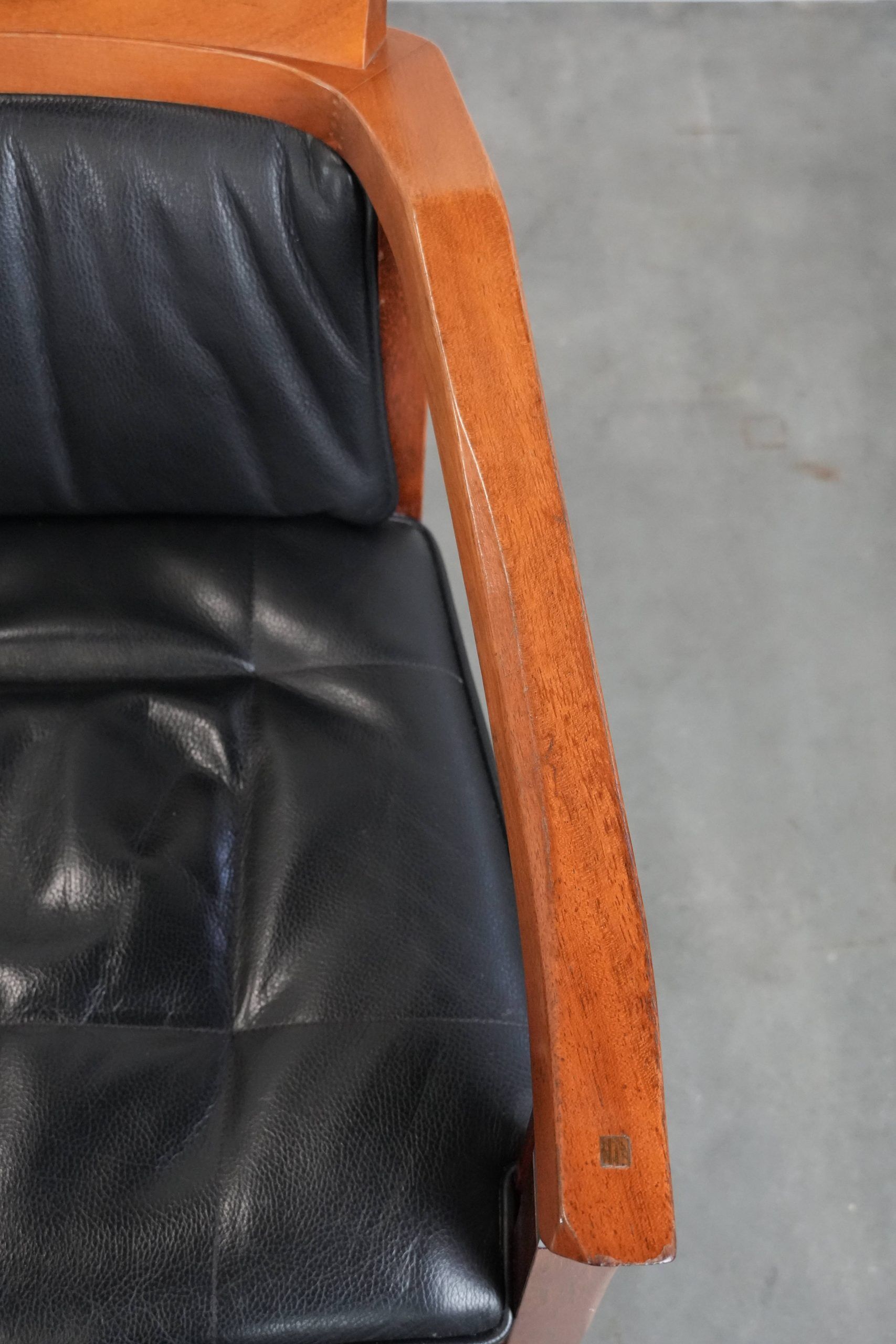 Set of 4 luxury black leather Art Deco dining chairs with armrests